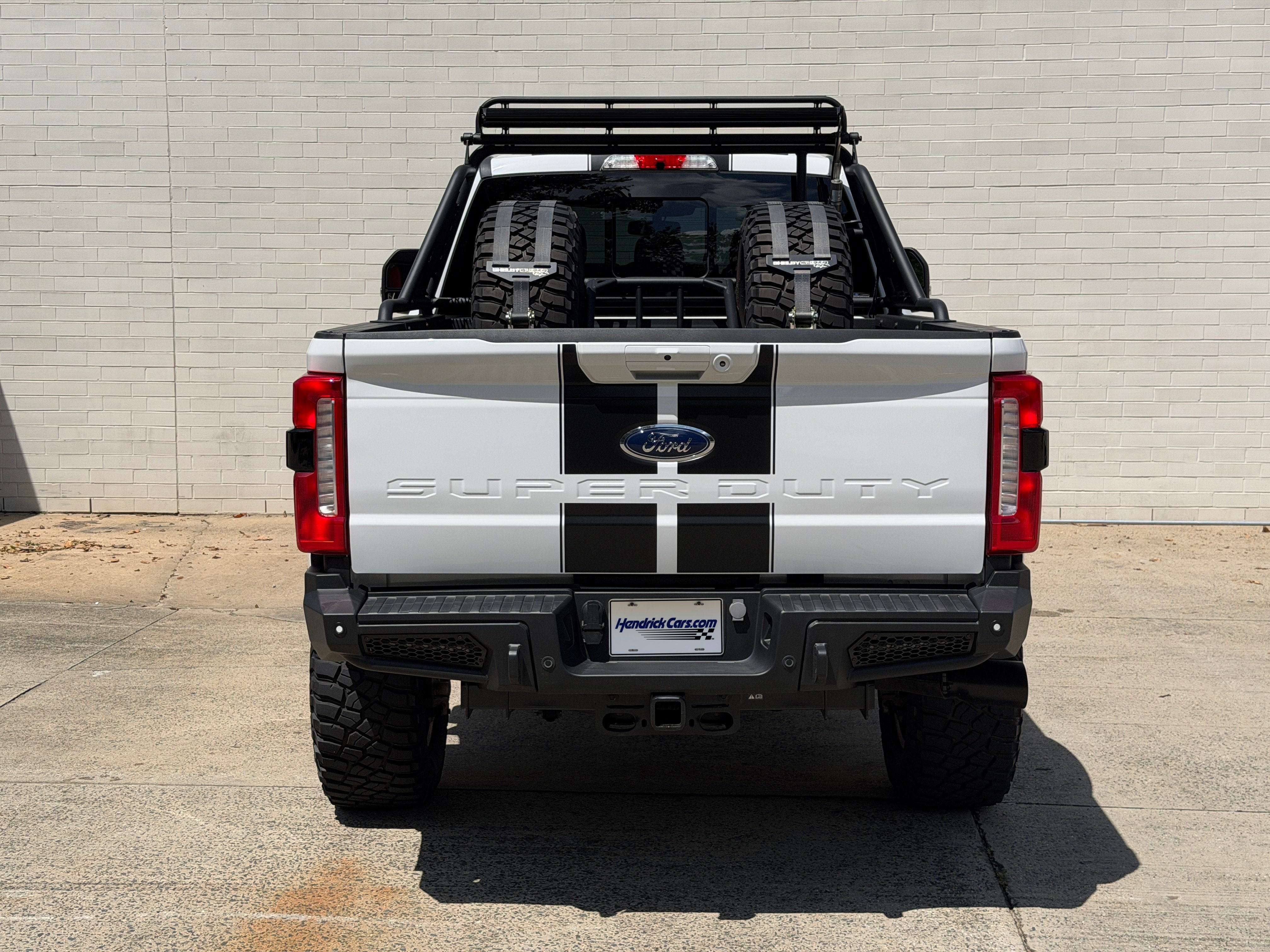 Used 2024 Oxford White Ford SuperCrew 4WD image 4
