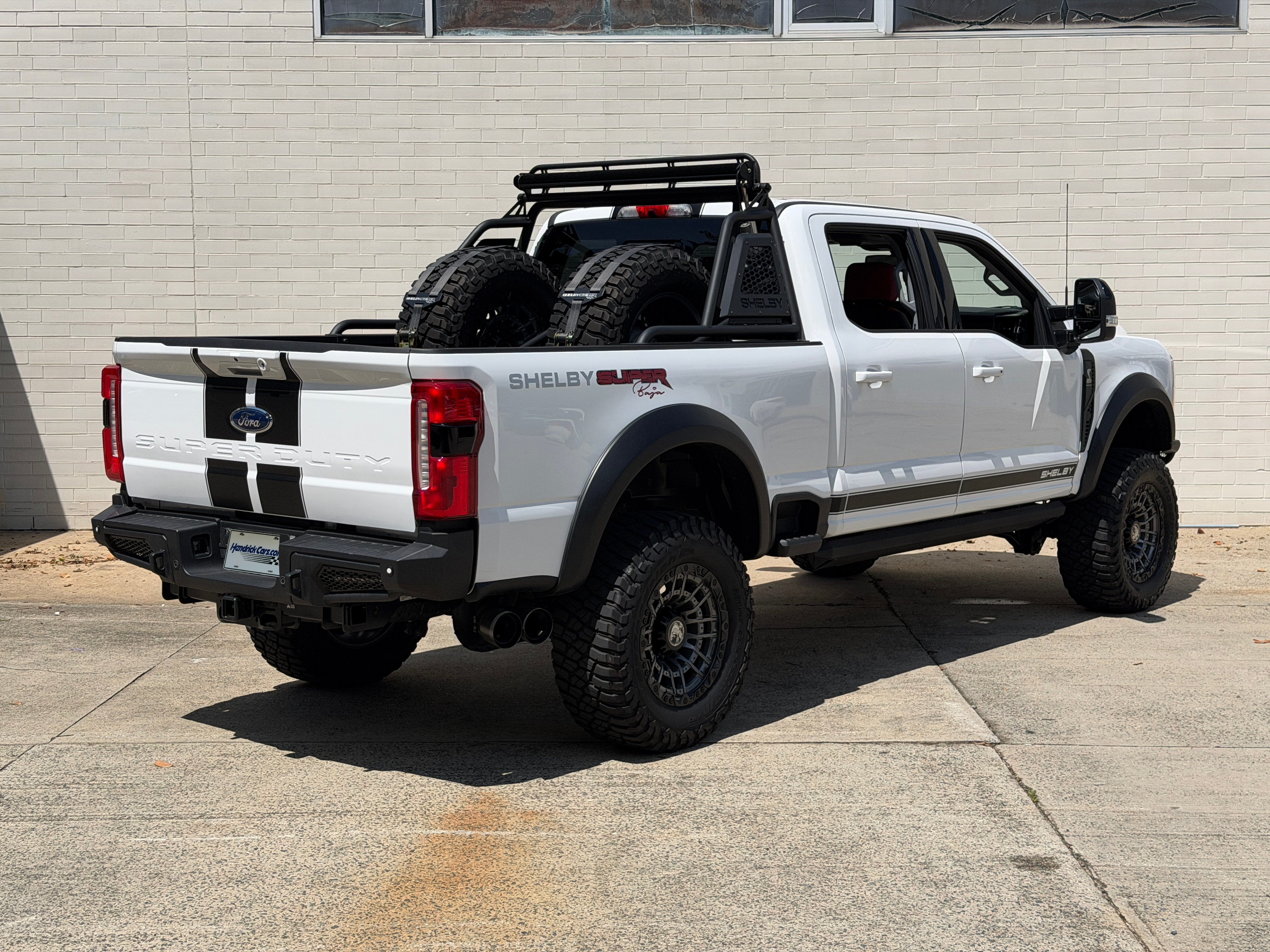 Used 2024 Oxford White Ford SuperCrew 4WD image 3