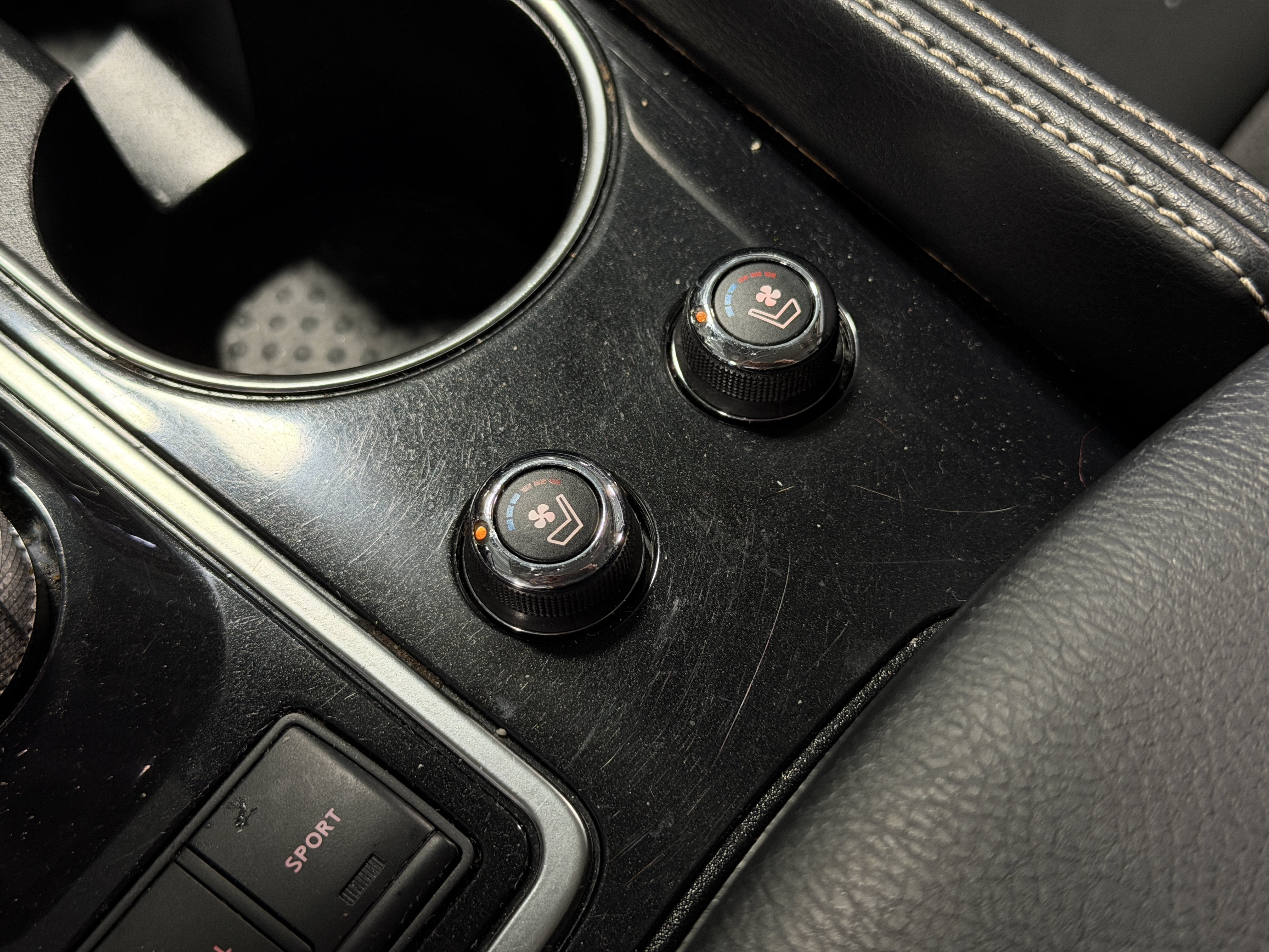 Used 2017 Gun Metallic Nissan Platinum image 27