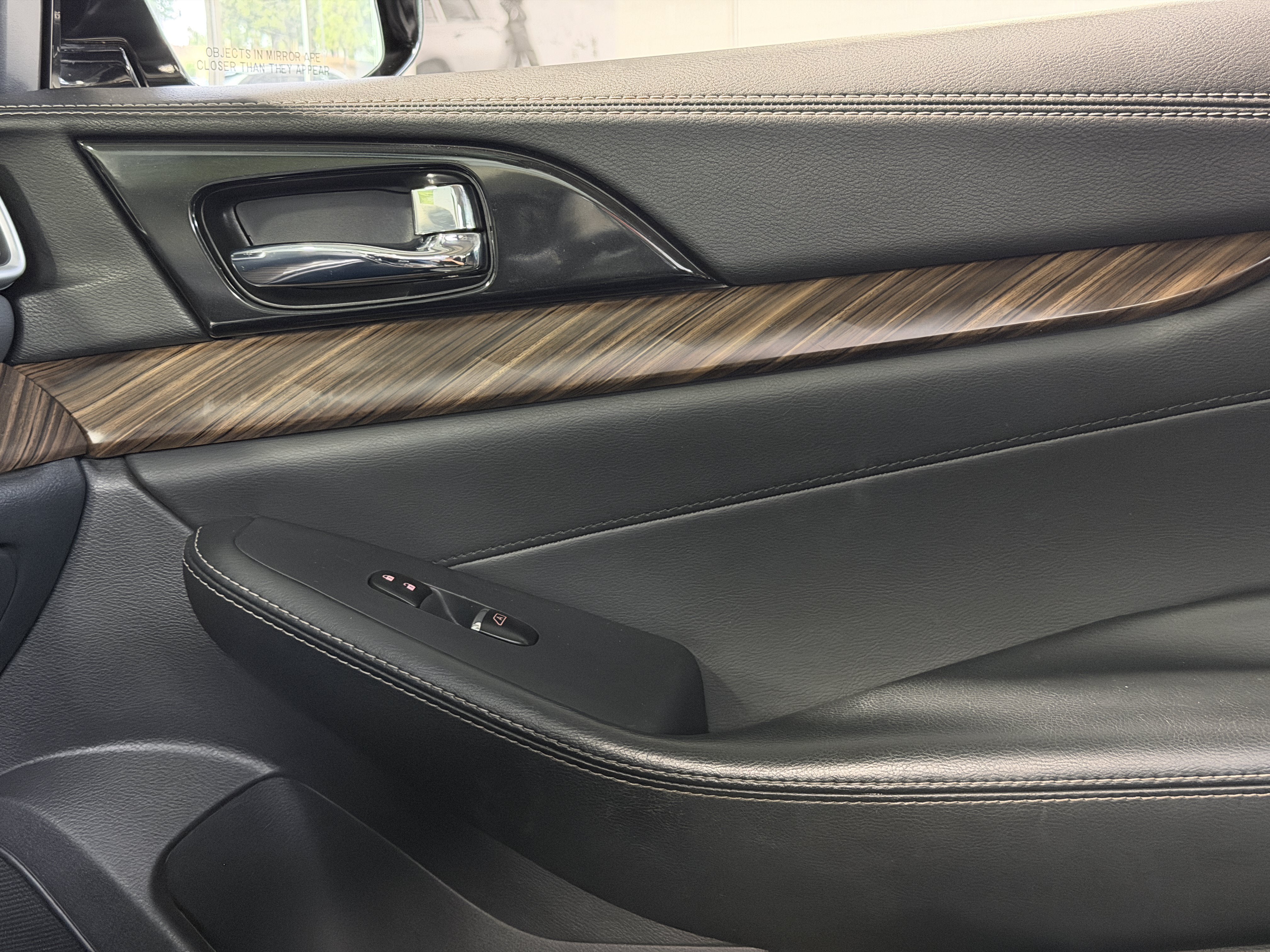Used 2017 Gun Metallic Nissan Platinum image 29