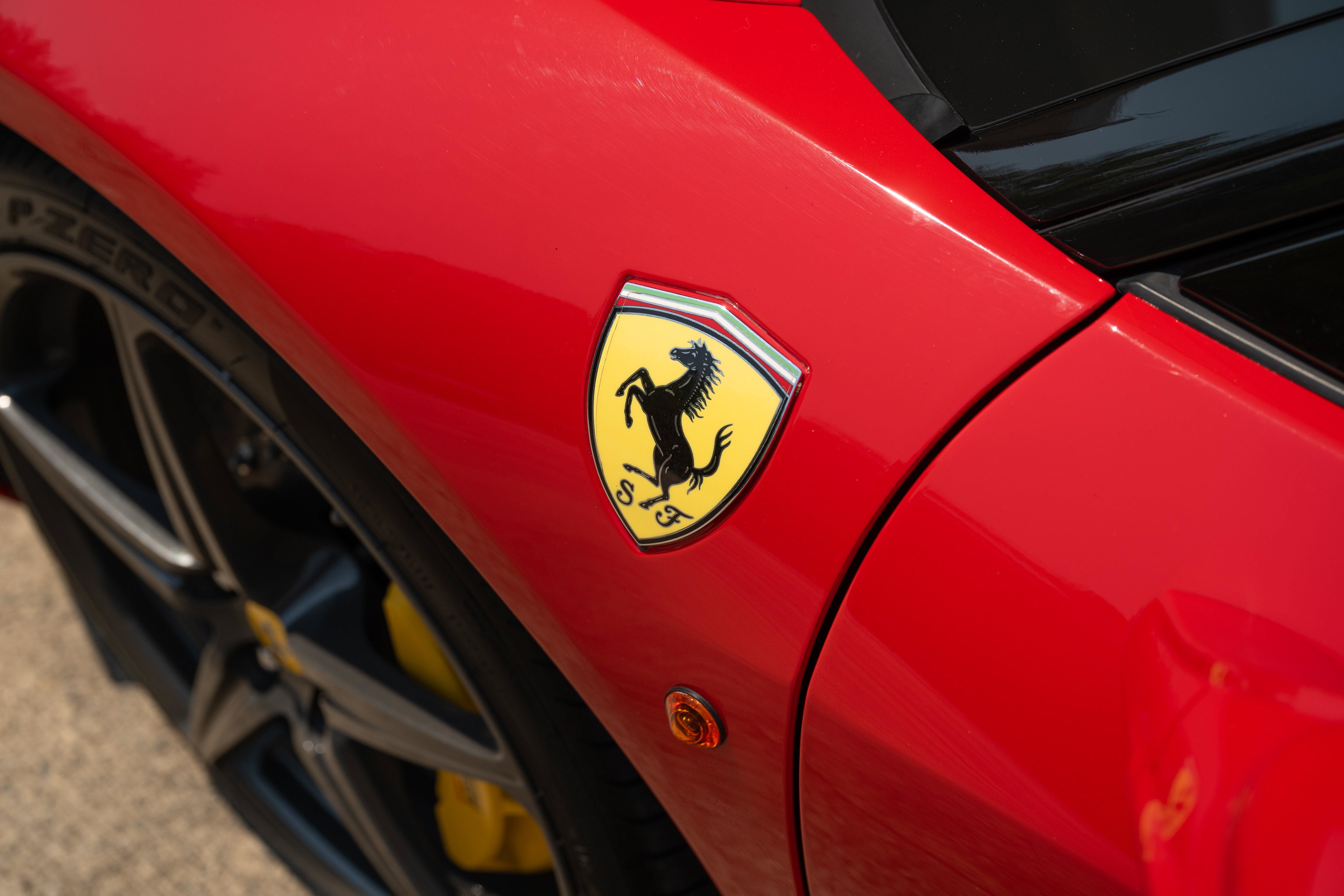 Used 2012 Rosso Corsa Ferrari  image 13