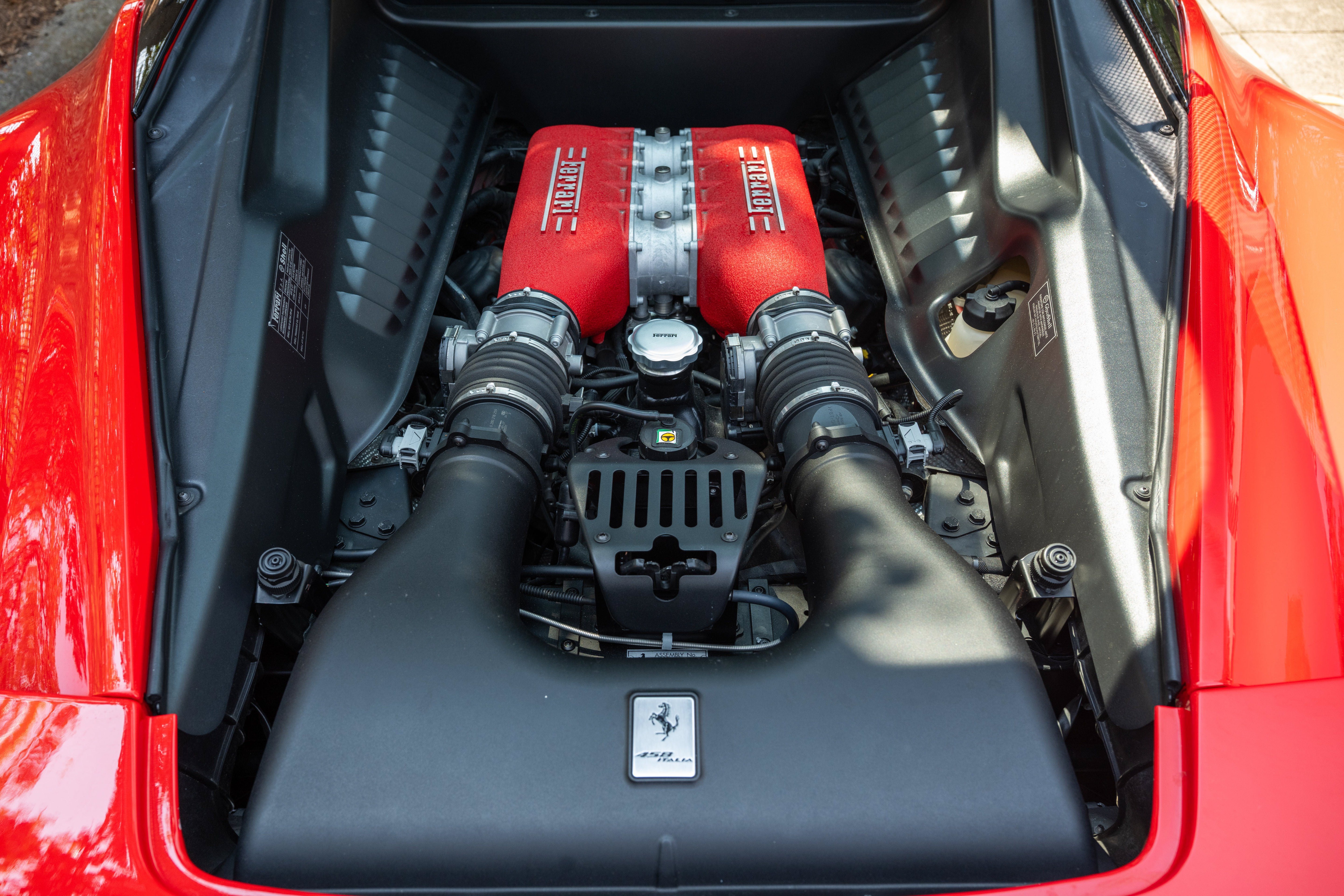 Used 2012 Rosso Corsa Ferrari  image 18
