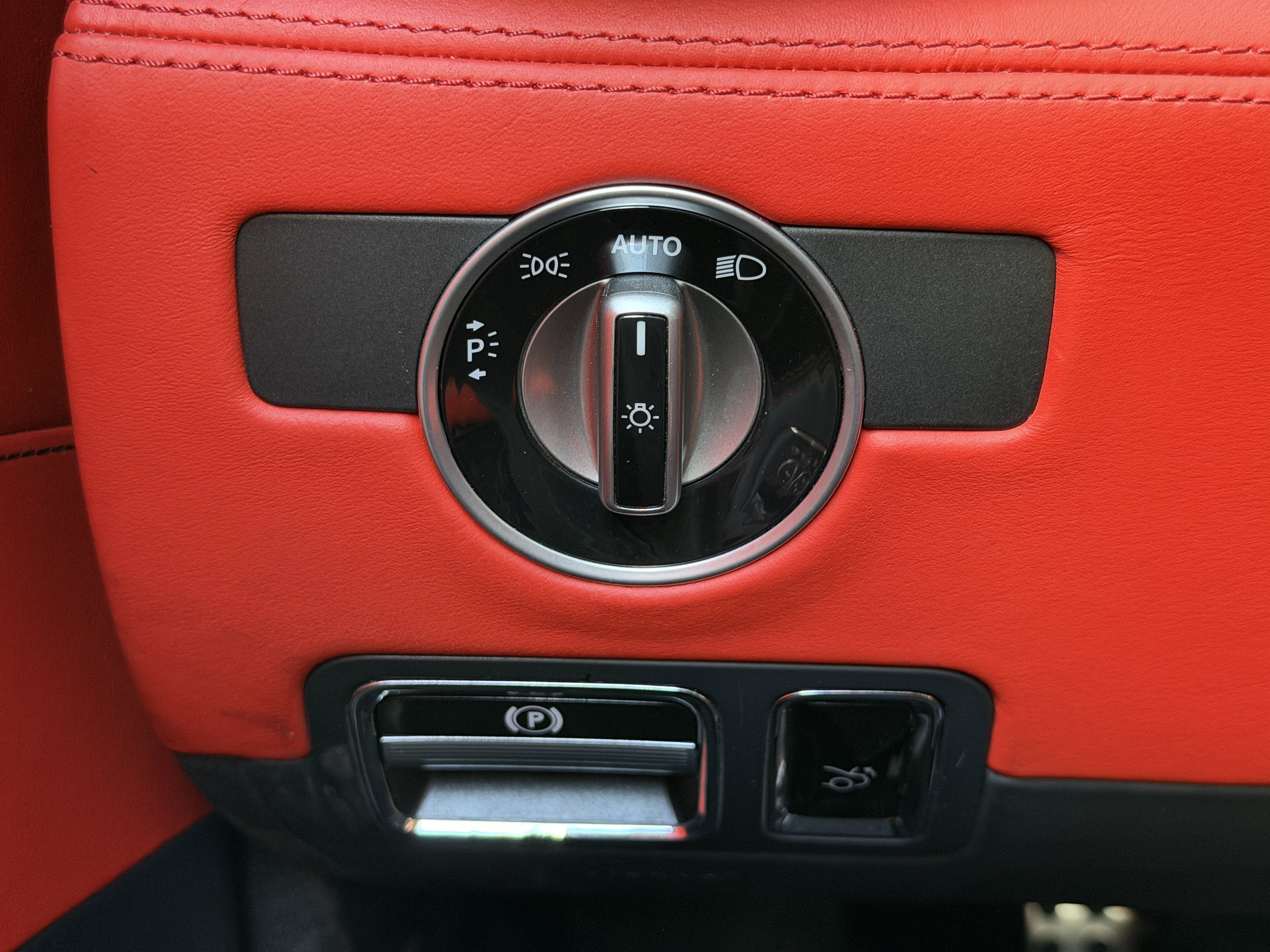 Used 2016 Black Mercedes-Benz S image 20