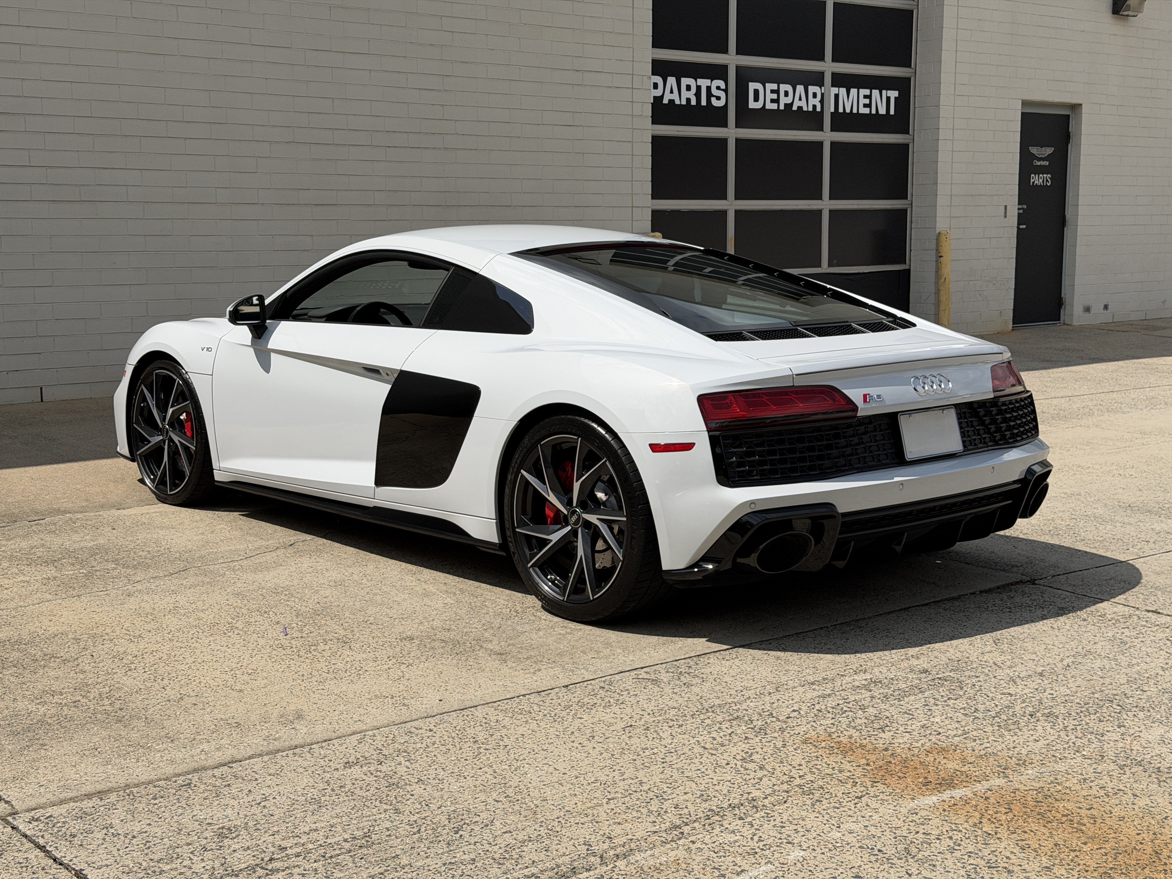 Used 2023 Ibis White Audi V10 performance image 5