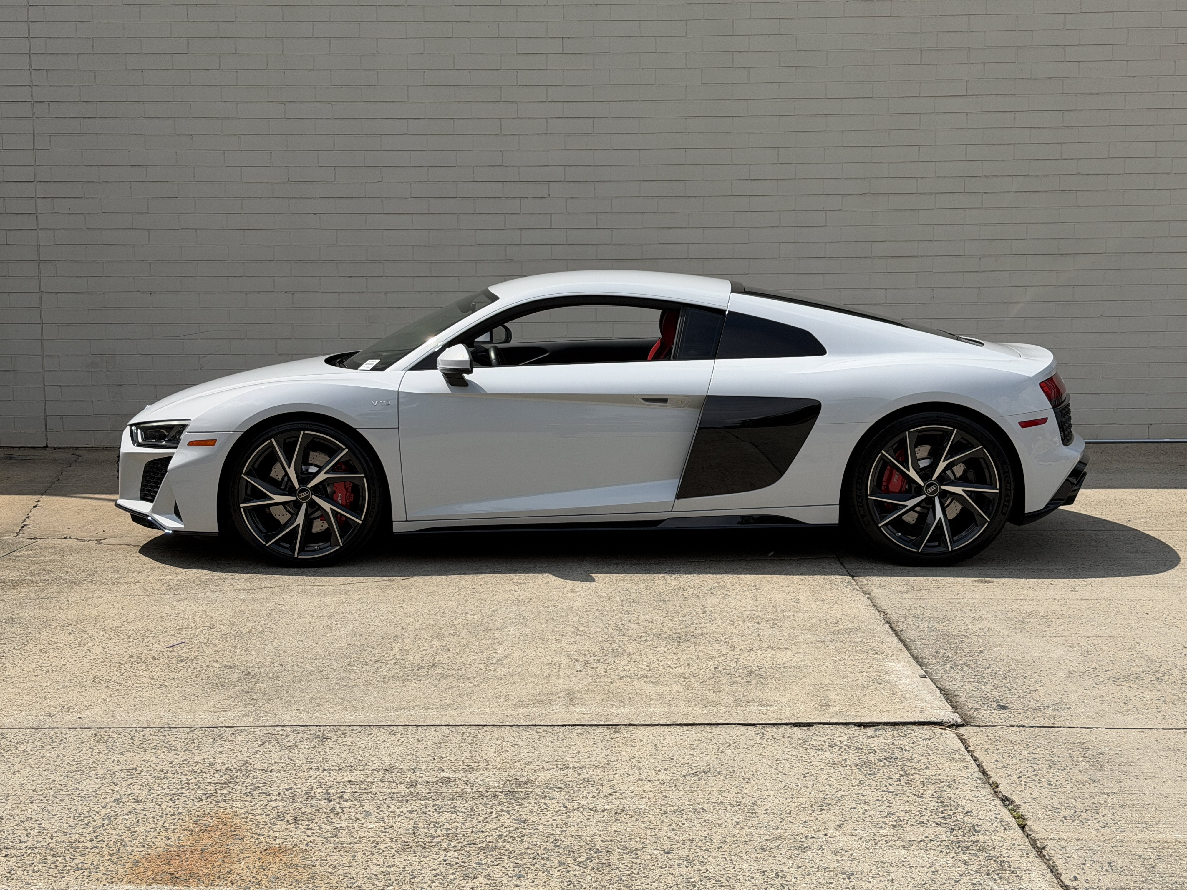 Used 2023 Ibis White Audi V10 performance image 6