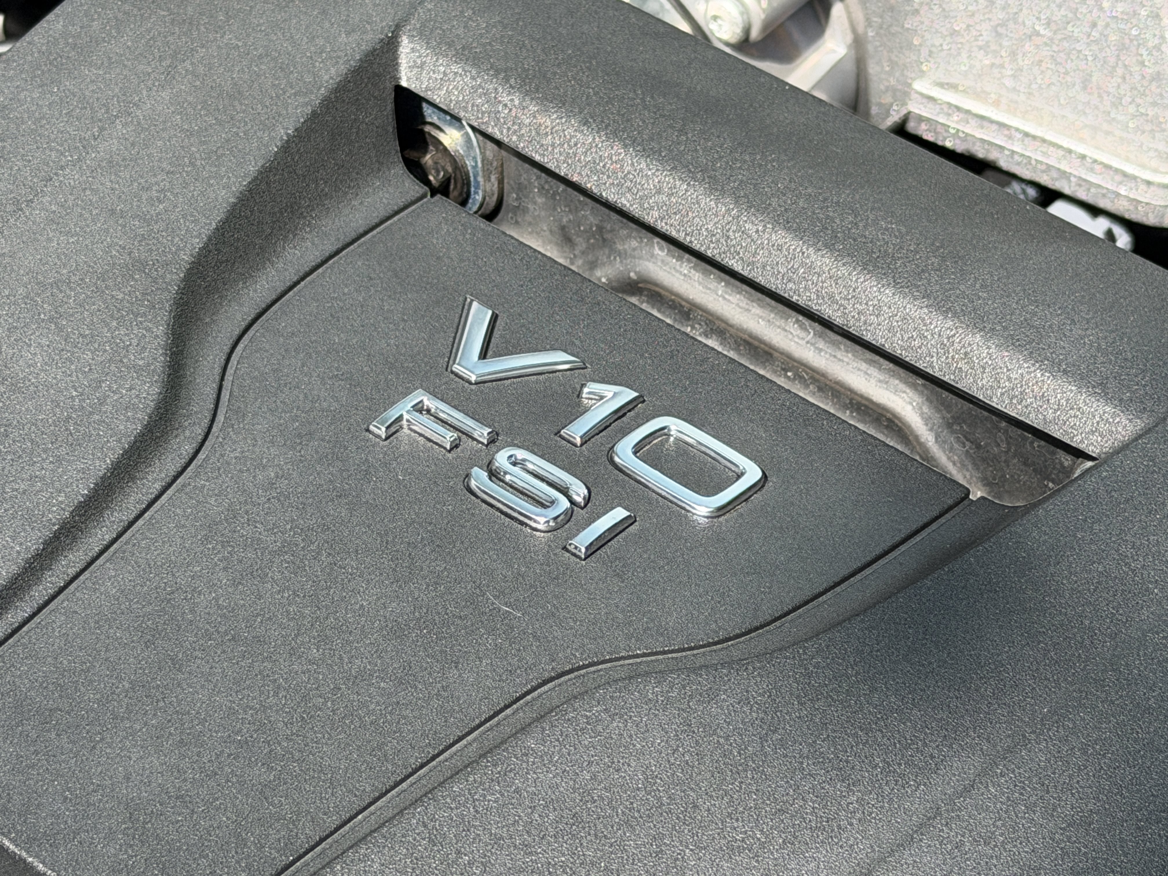 Used 2023 Ibis White Audi V10 performance image 32