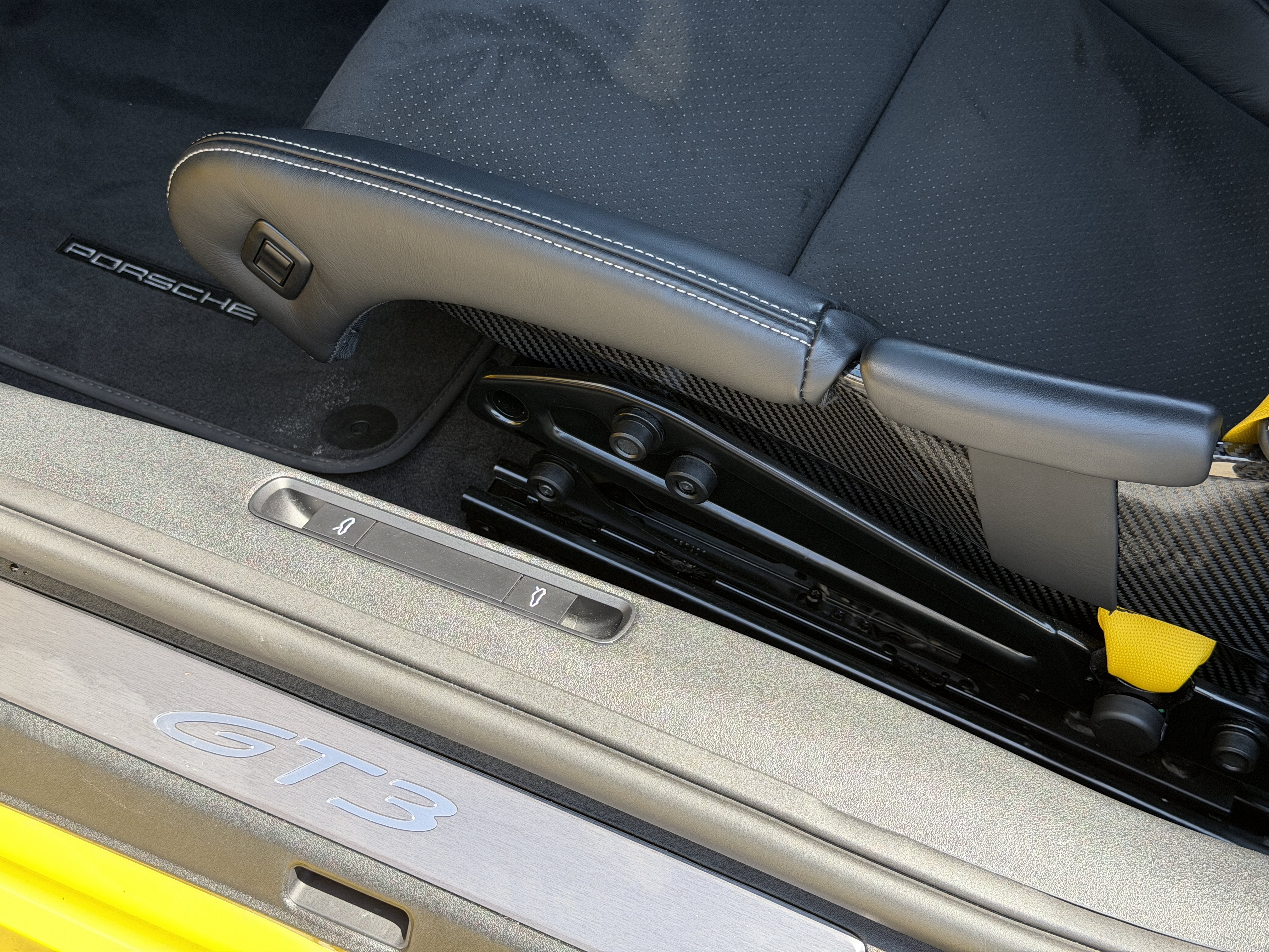 Used 2022 Racing Yellow Porsche GT3 image 17