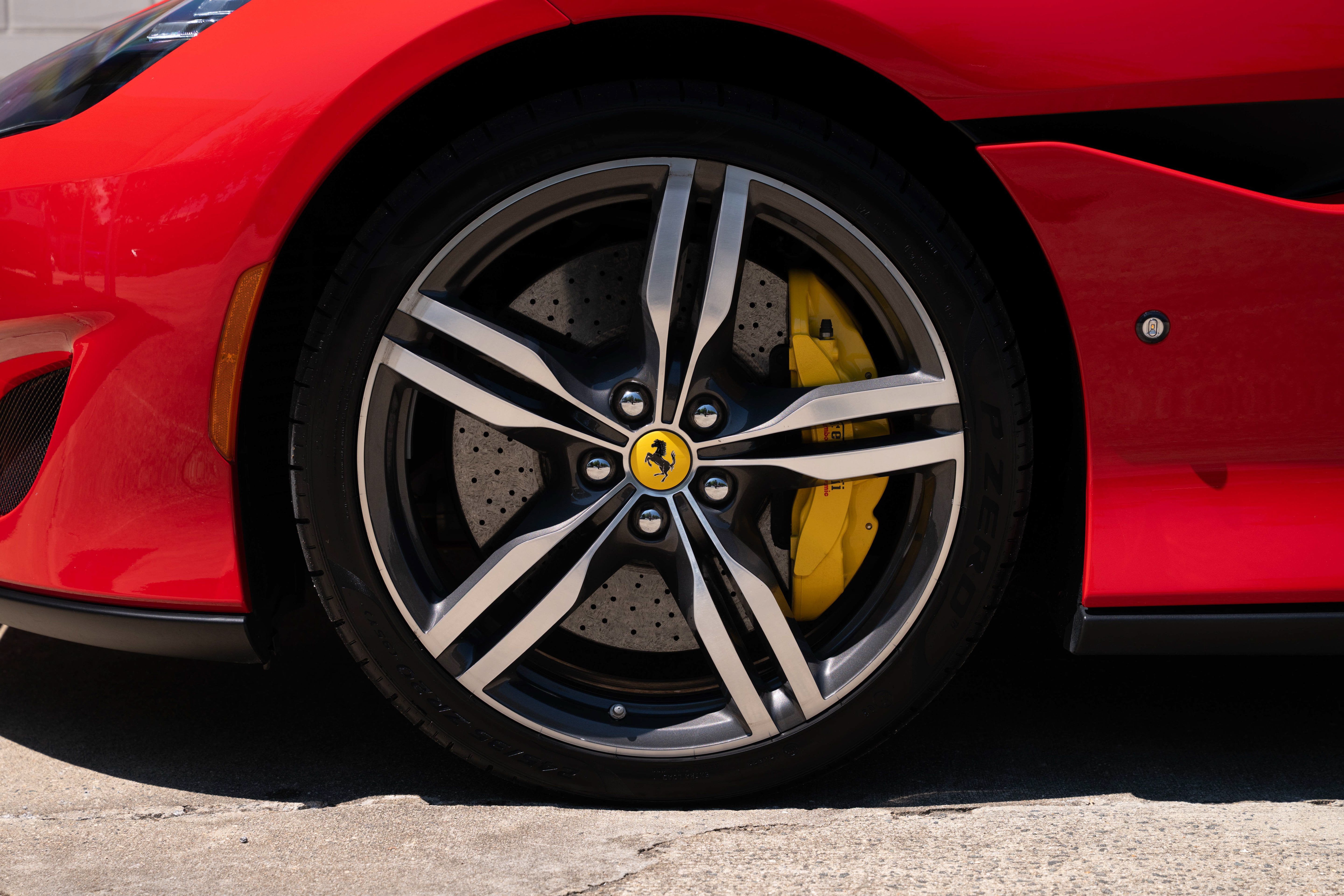 Certified Used 2019 Rosso Corsa Ferrari  image 19