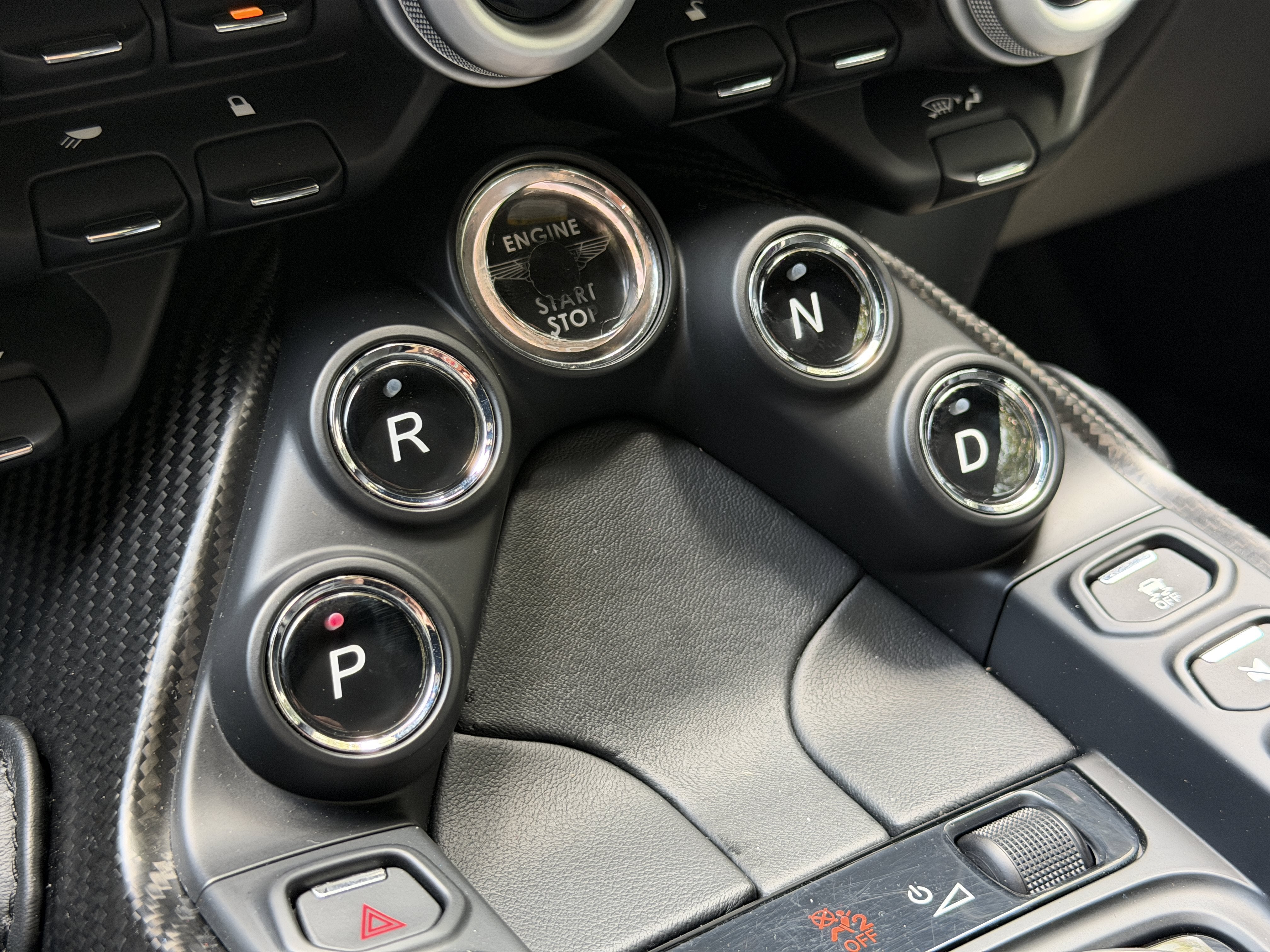 Used 2020 Marron Black Aston Martin  image 28