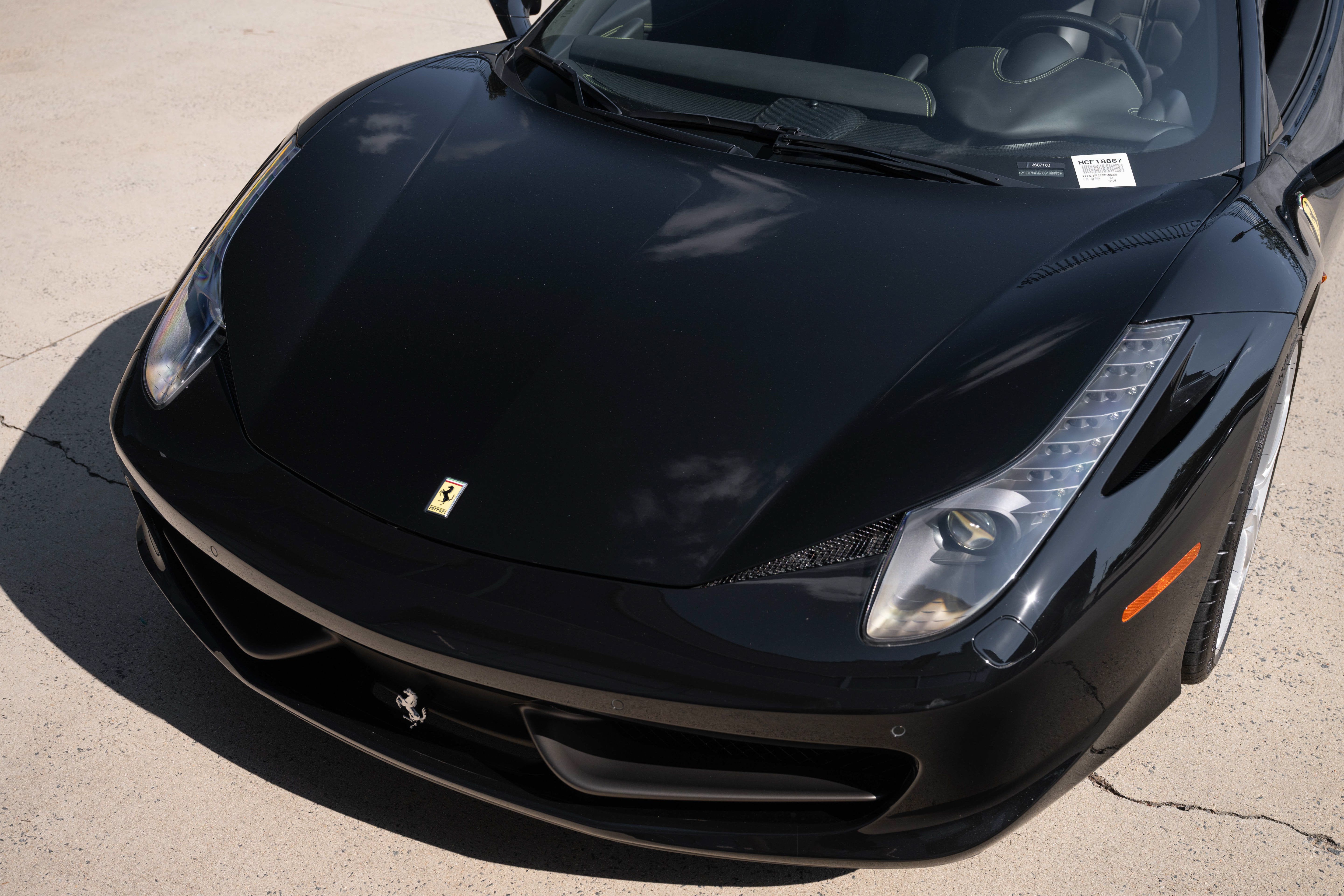 Certified Used 2012 Nero Ferrari Base image 9