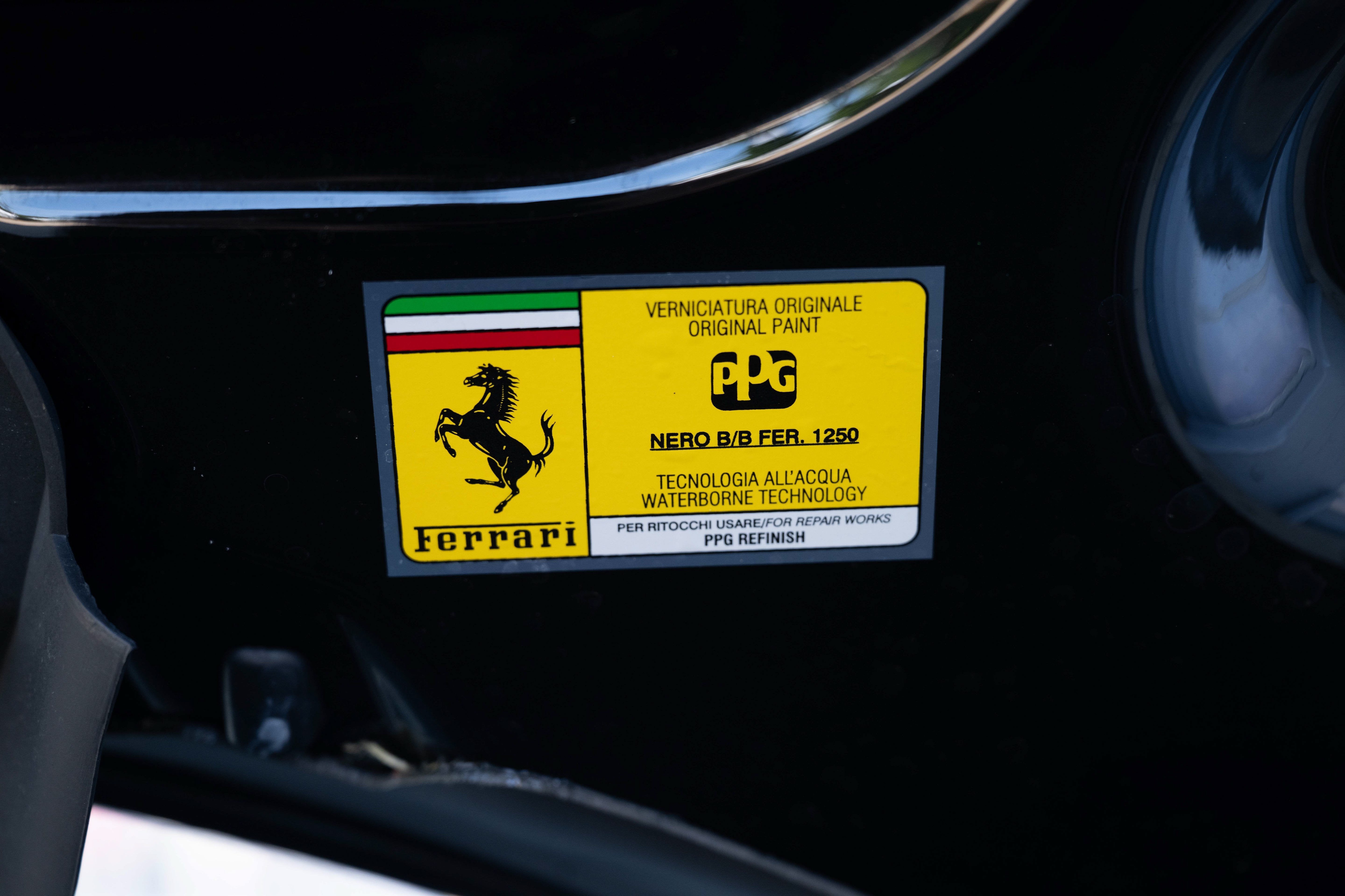 Certified Used 2012 Nero Ferrari Base image 12