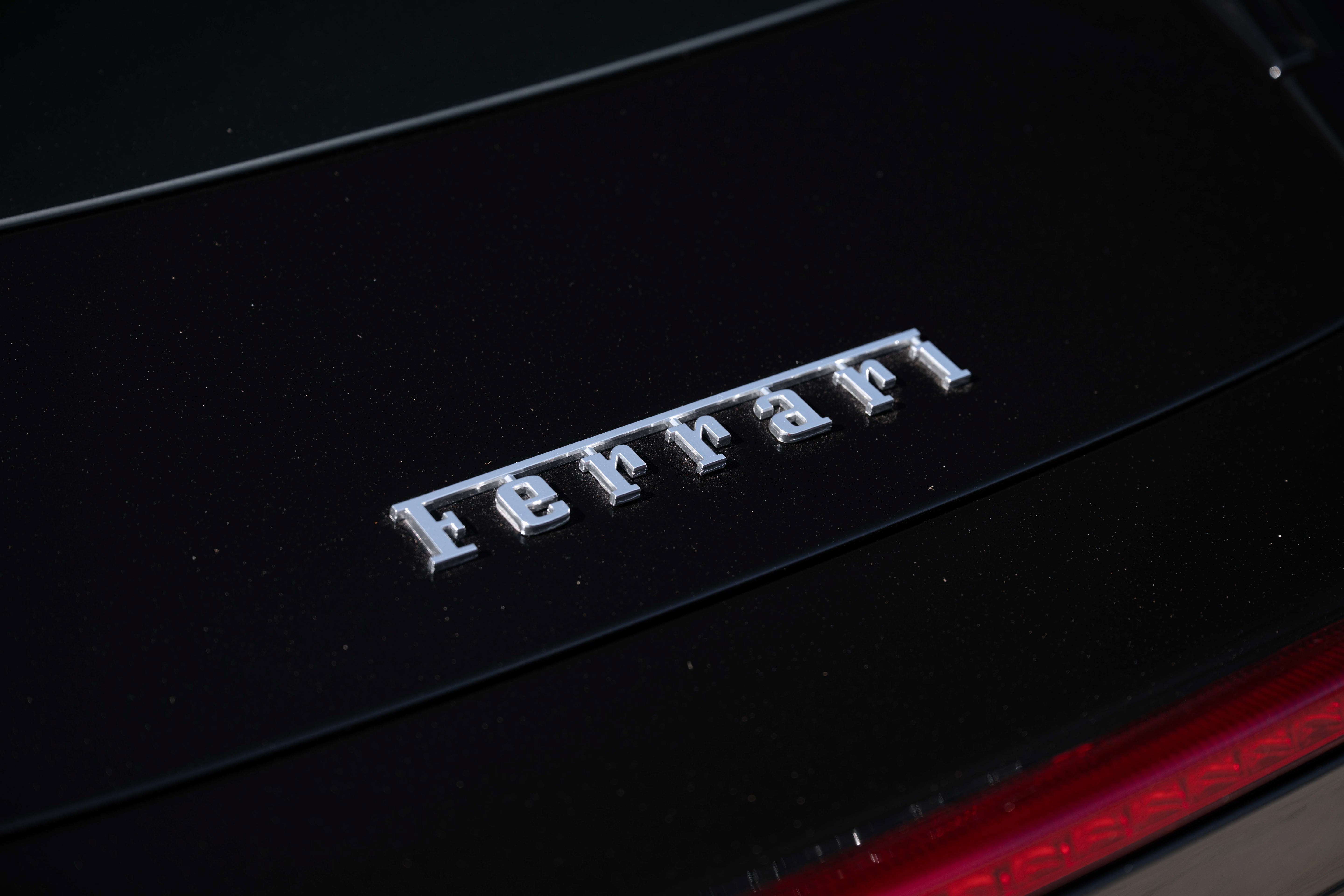 Certified Used 2012 Nero Ferrari Base image 19