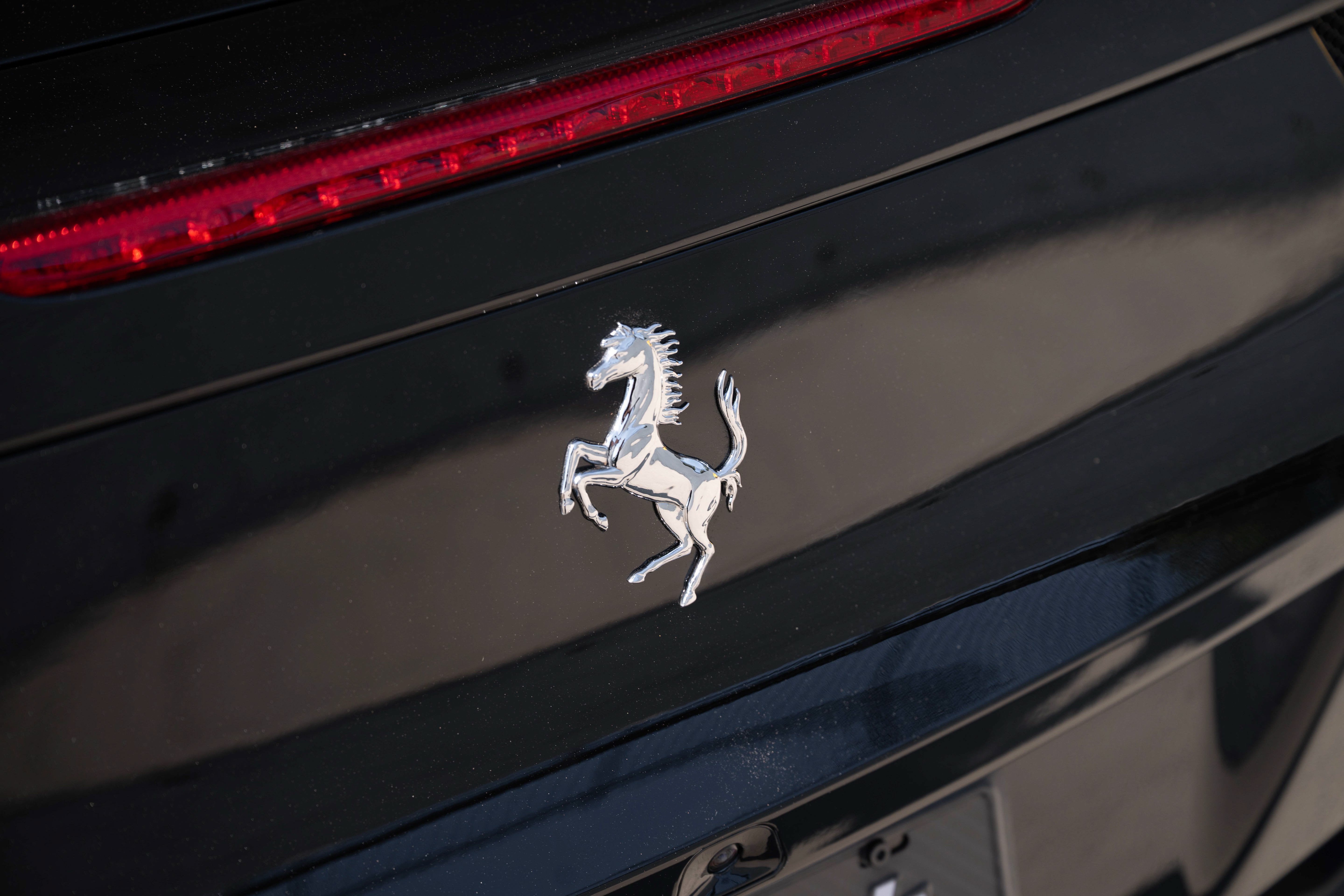 Certified Used 2012 Nero Ferrari Base image 20