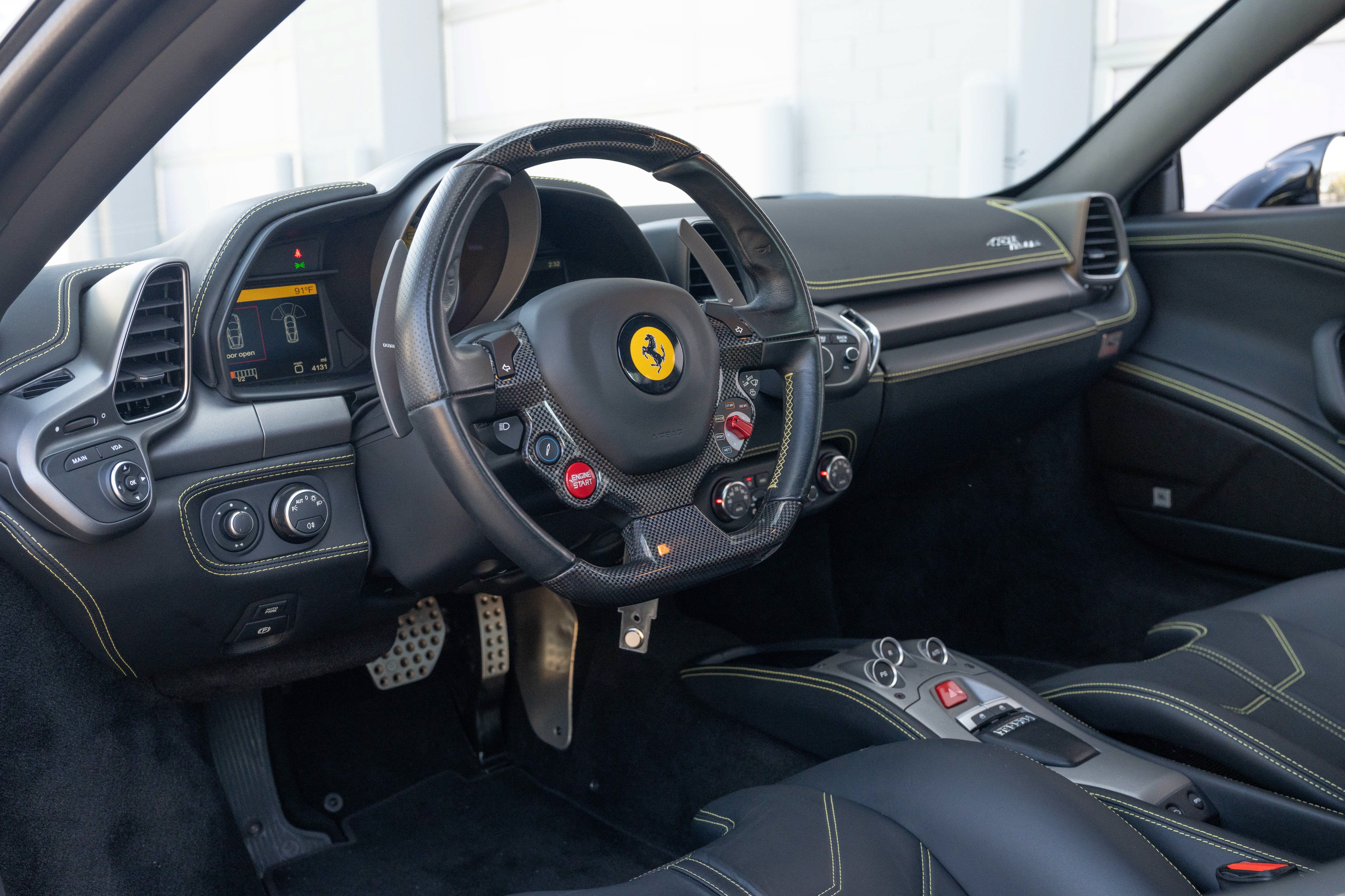 Certified Used 2012 Nero Ferrari Base image 30