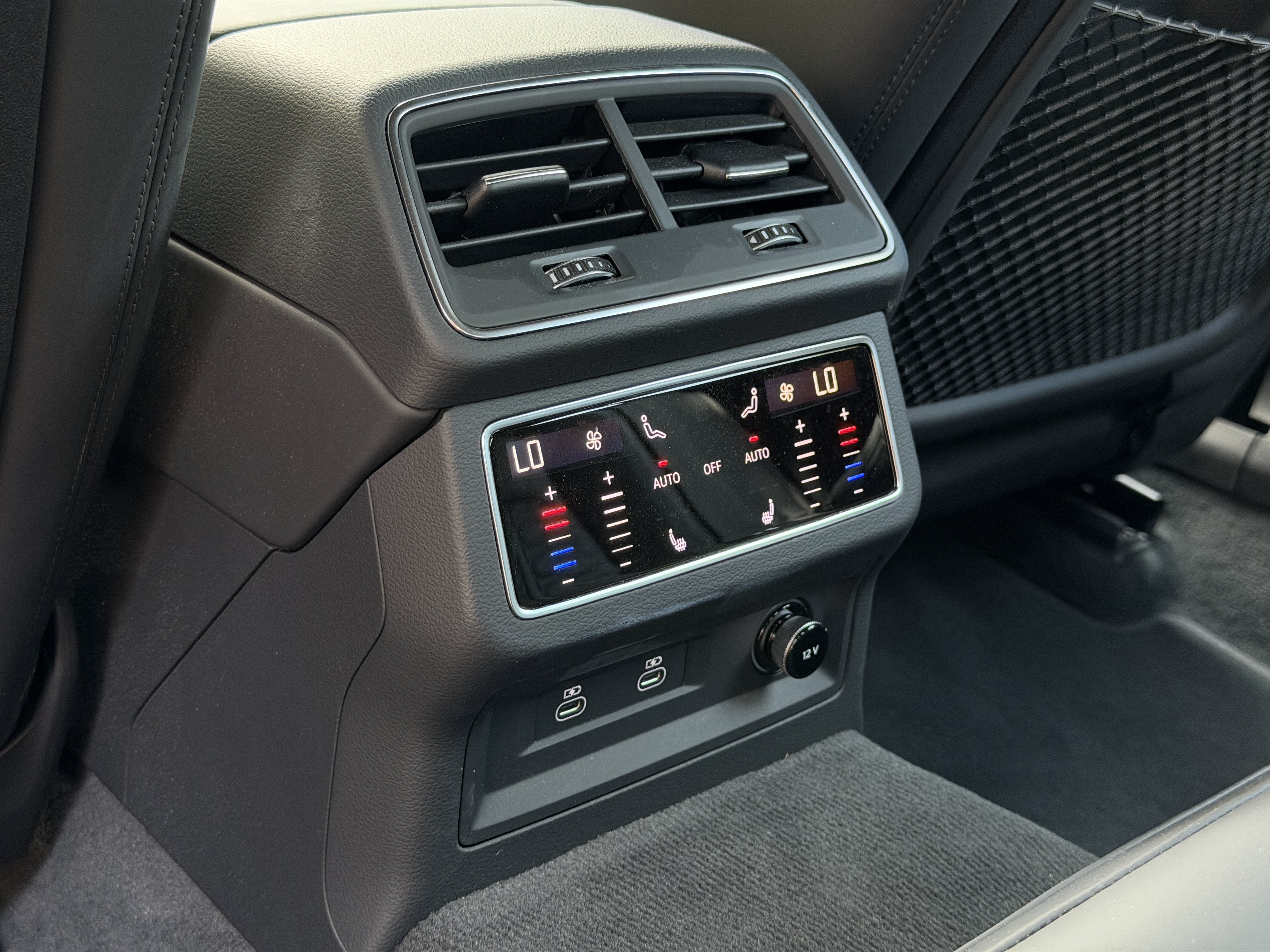 Used 2025 Sebring Black Audi performance image 33