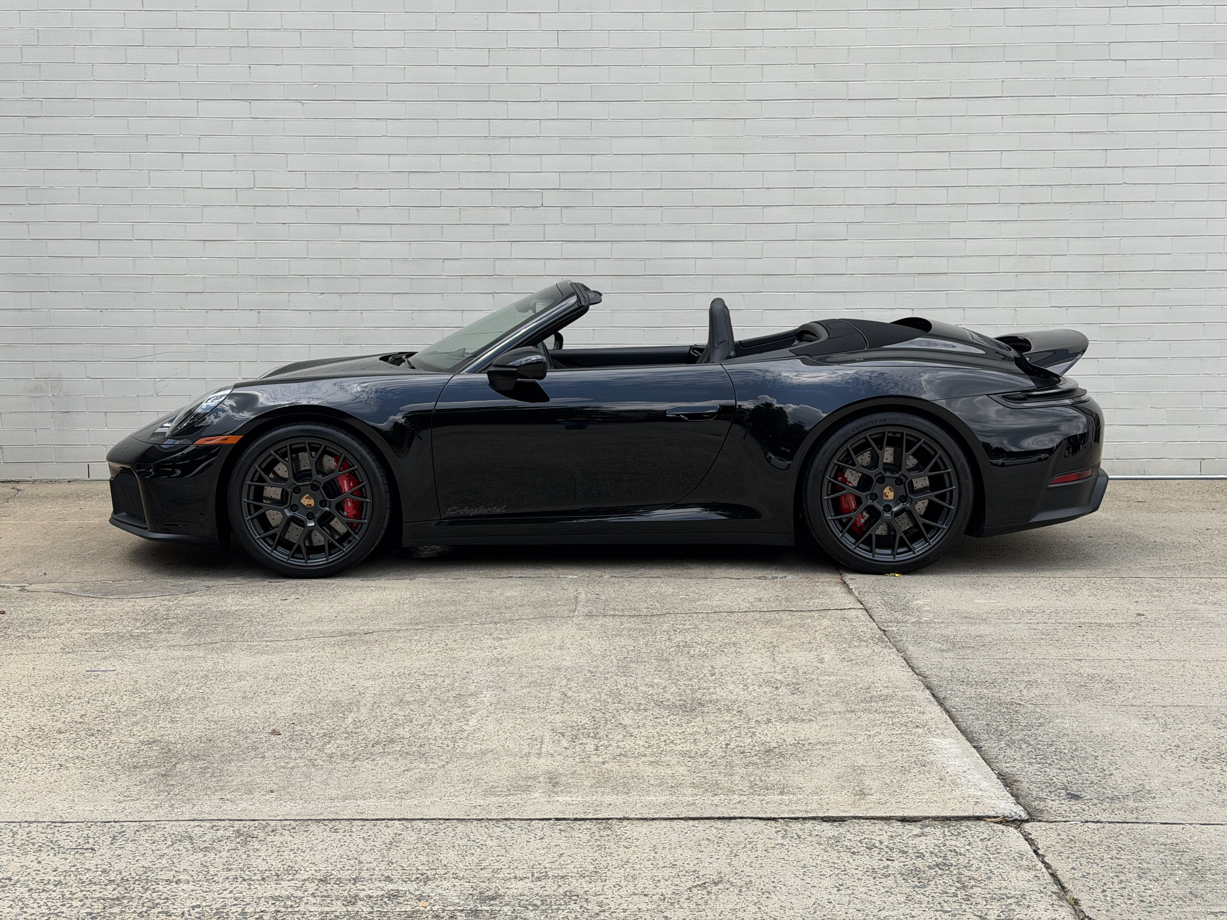 Used 2025 Black Porsche Carrera 4 GTS Cabriolet image 6