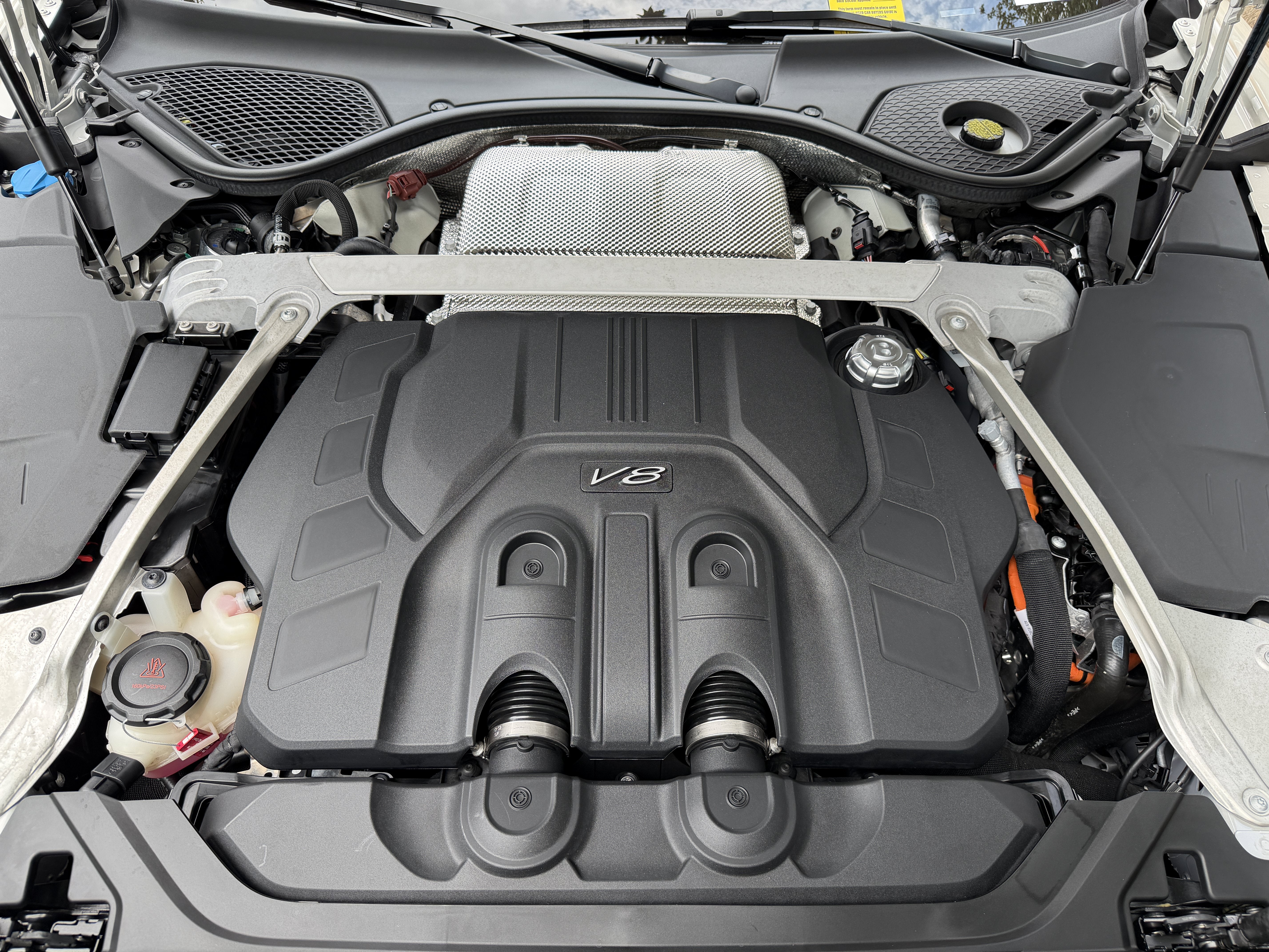 Used 2026 Cashmere Bentley Azure image 12