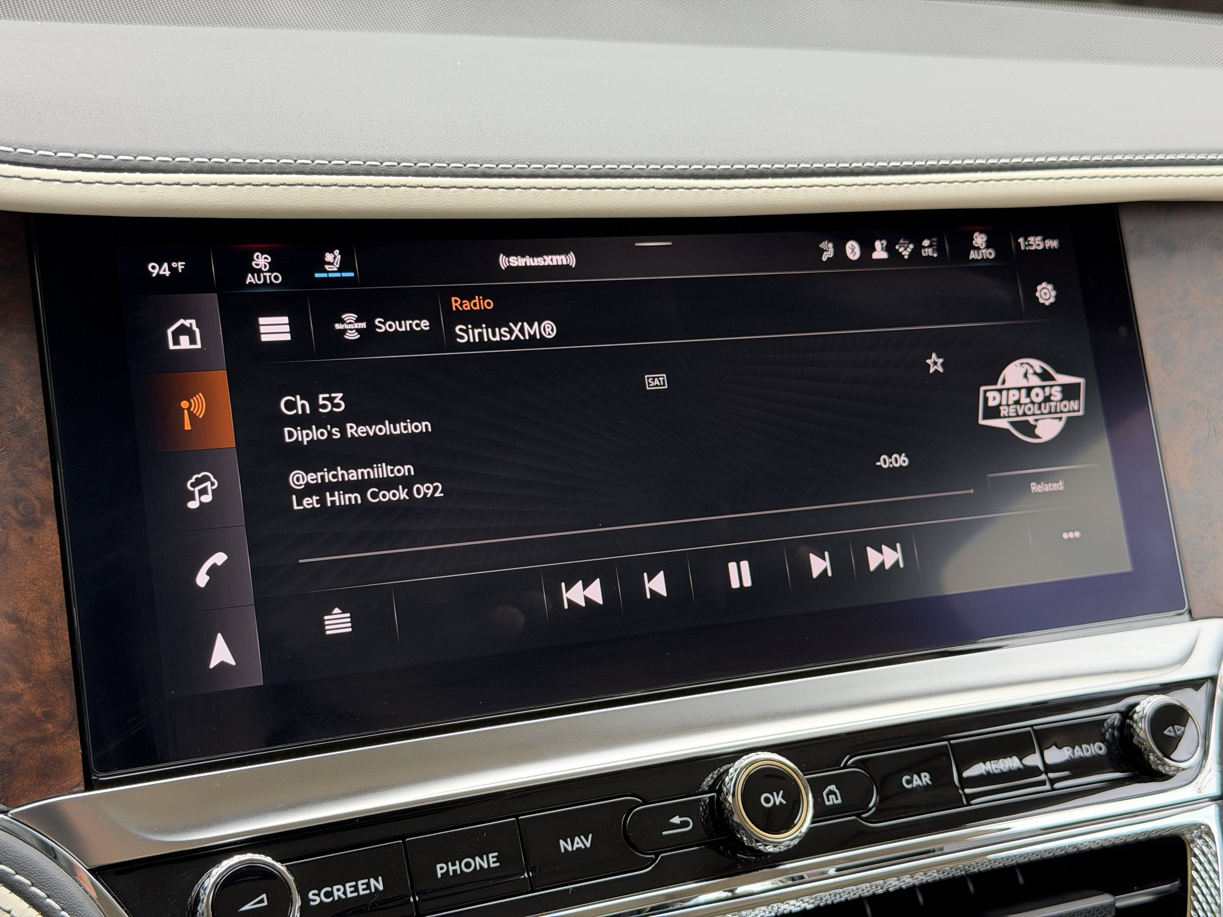 Used 2026 Cashmere Bentley Azure image 21