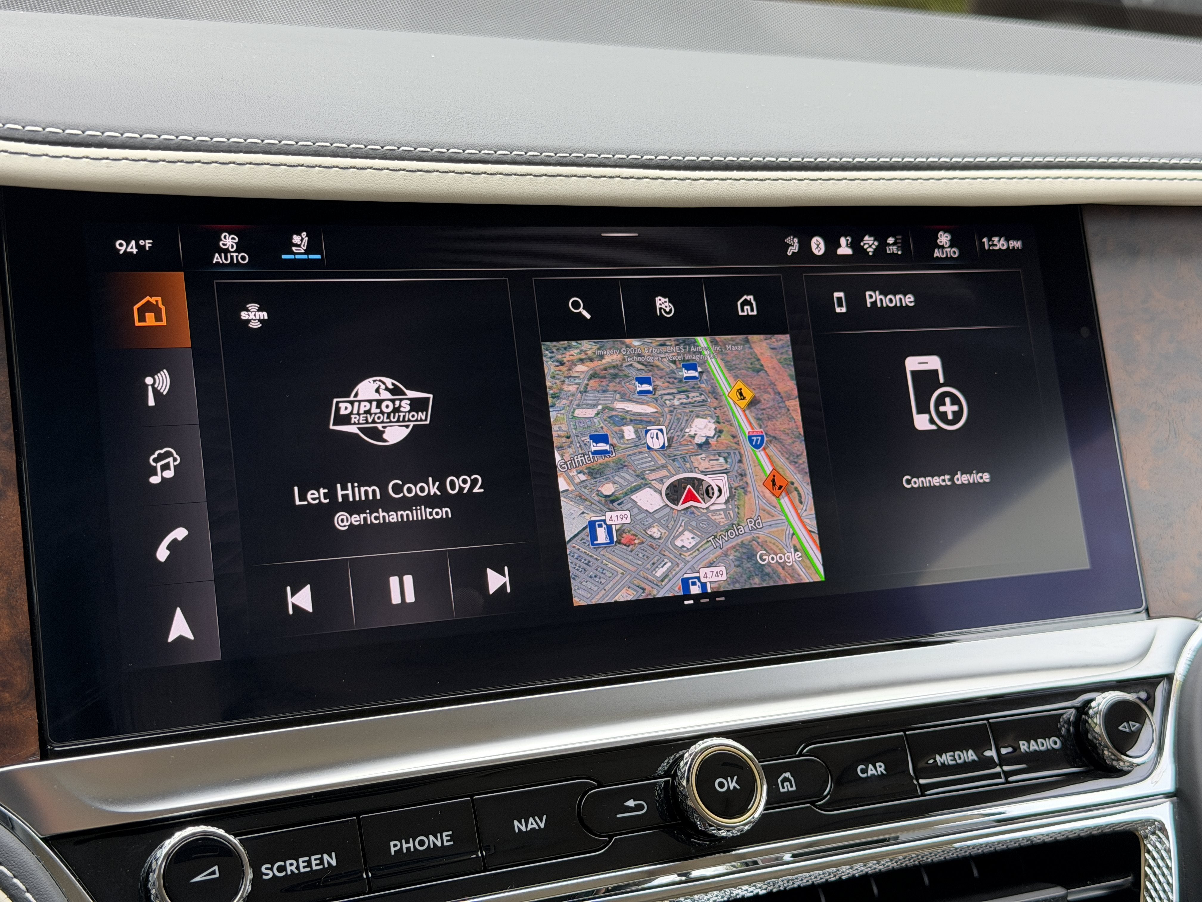 Used 2026 Cashmere Bentley Azure image 24