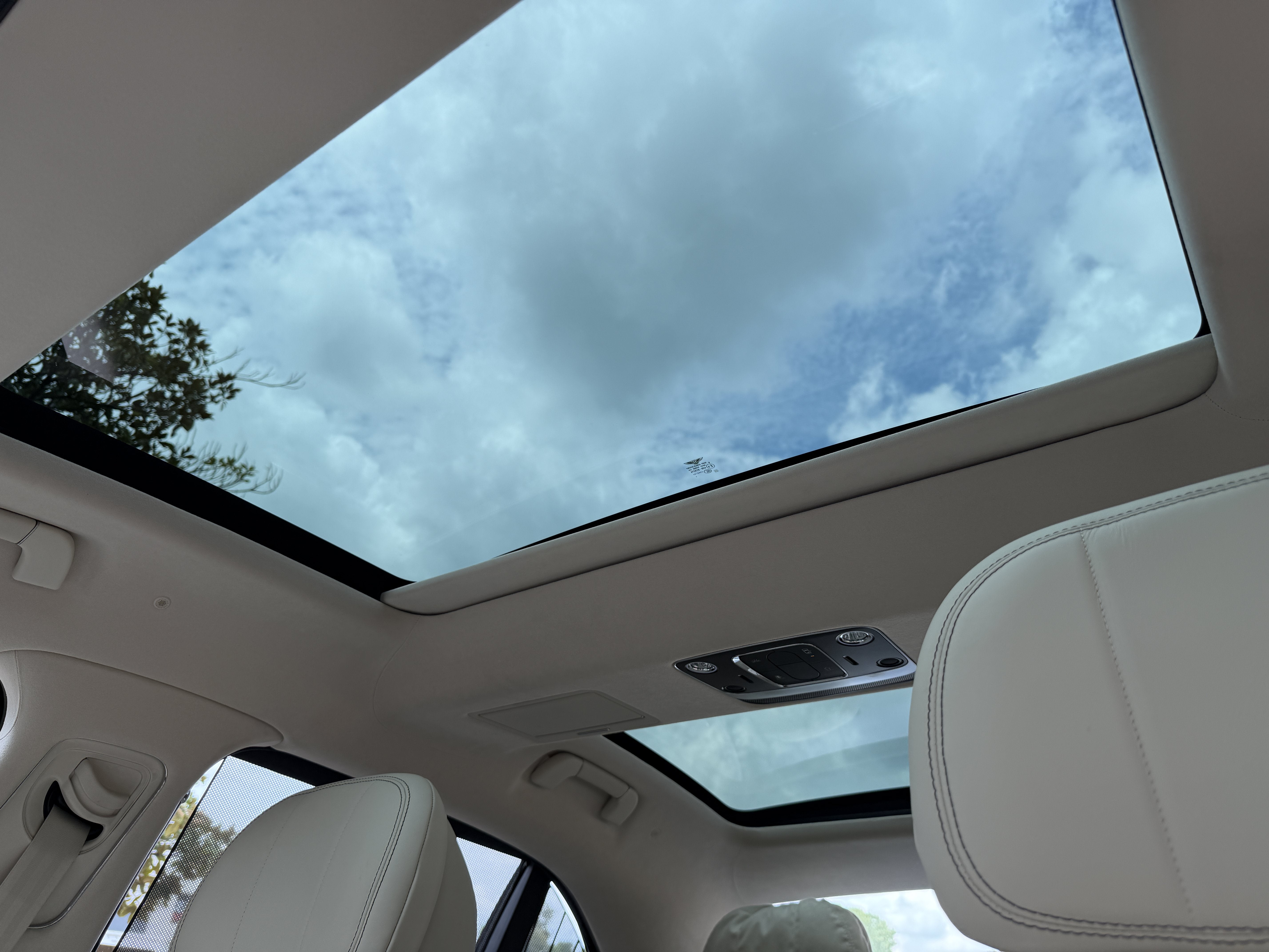 Used 2026 Cashmere Bentley Azure image 36