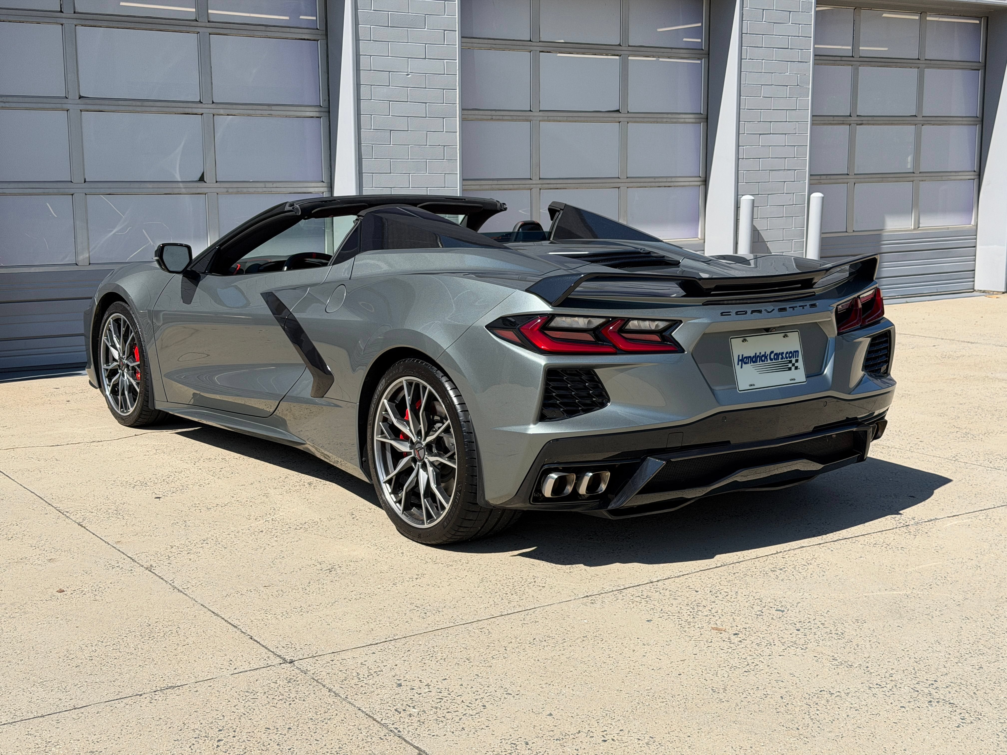 Used 2023 Hypersonic Gray Metallic Chevrolet 2LT image 5