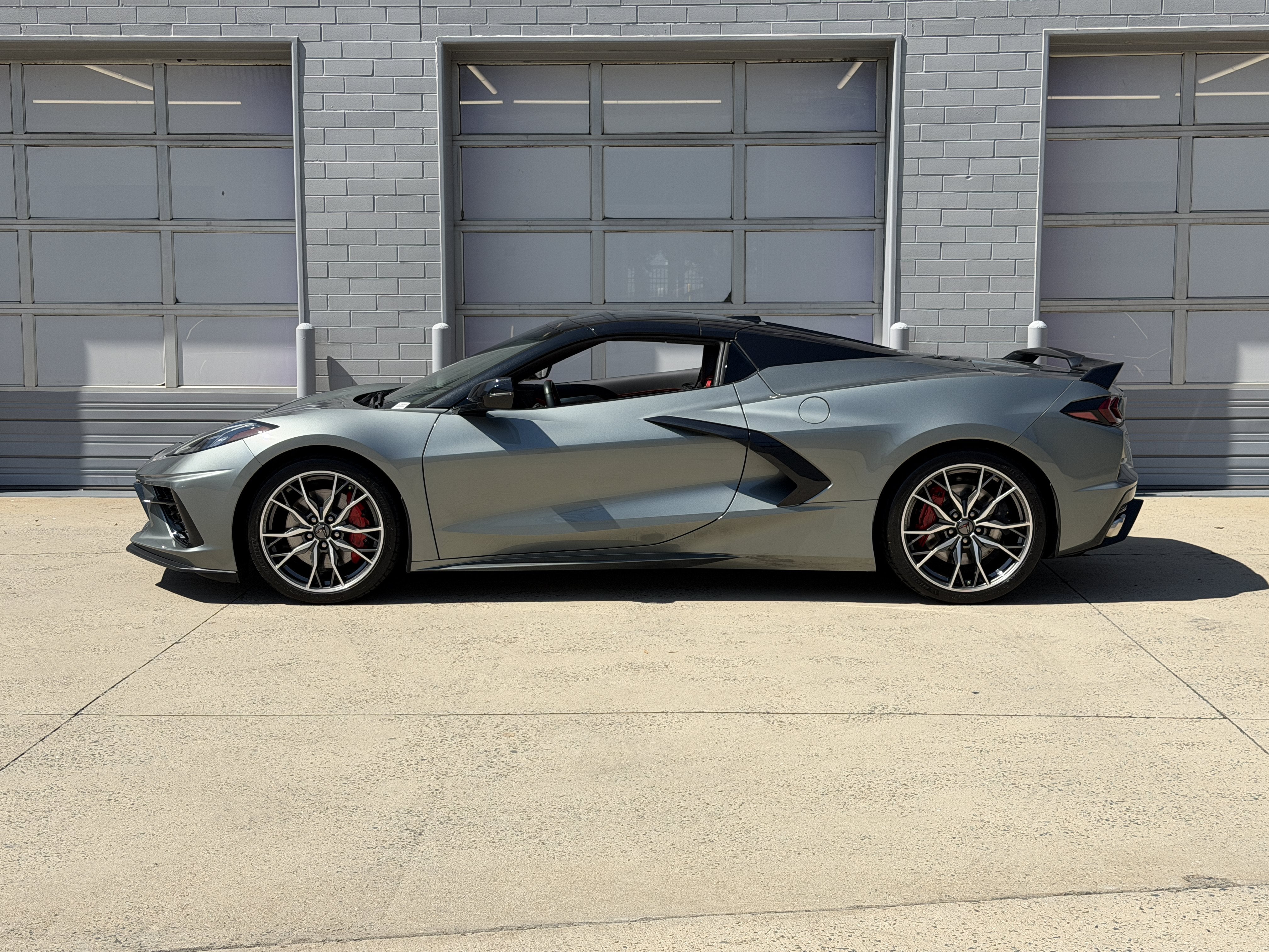 Used 2023 Hypersonic Gray Metallic Chevrolet 2LT image 6