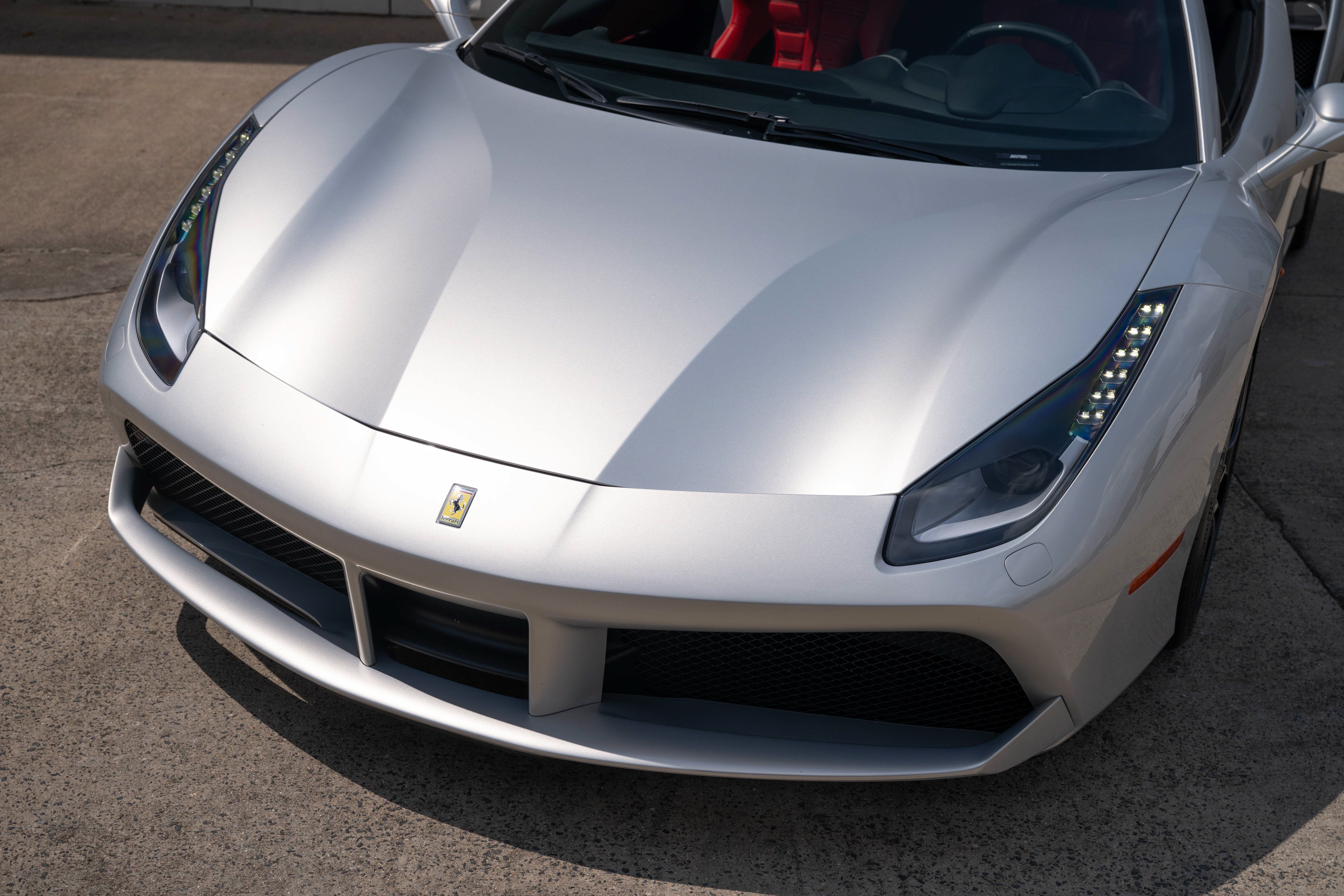 Used 2017 Grigio Abu Dhabi Ferrari Base image 10