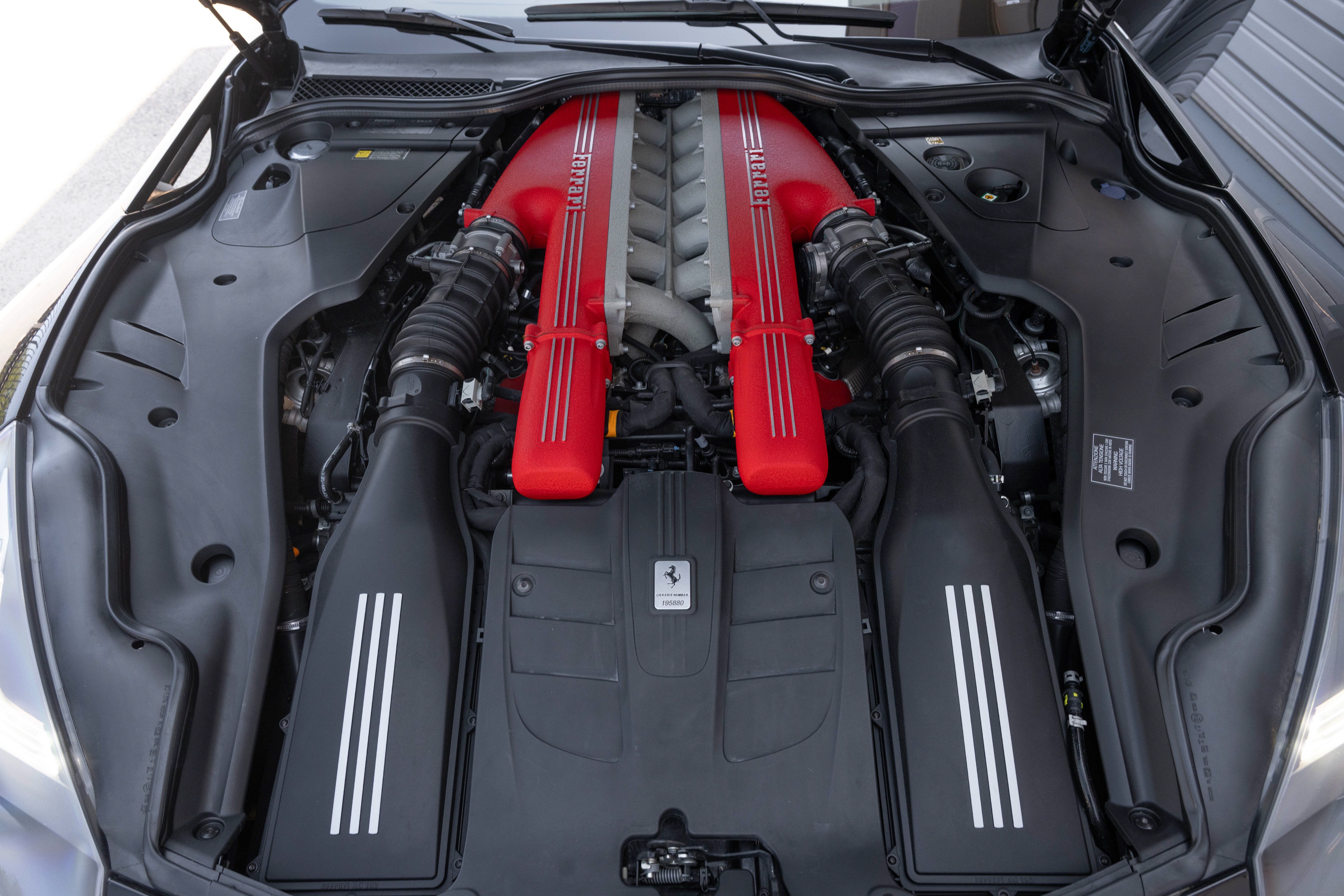 Used 2013 Nero Ferrari Berlinetta image 11