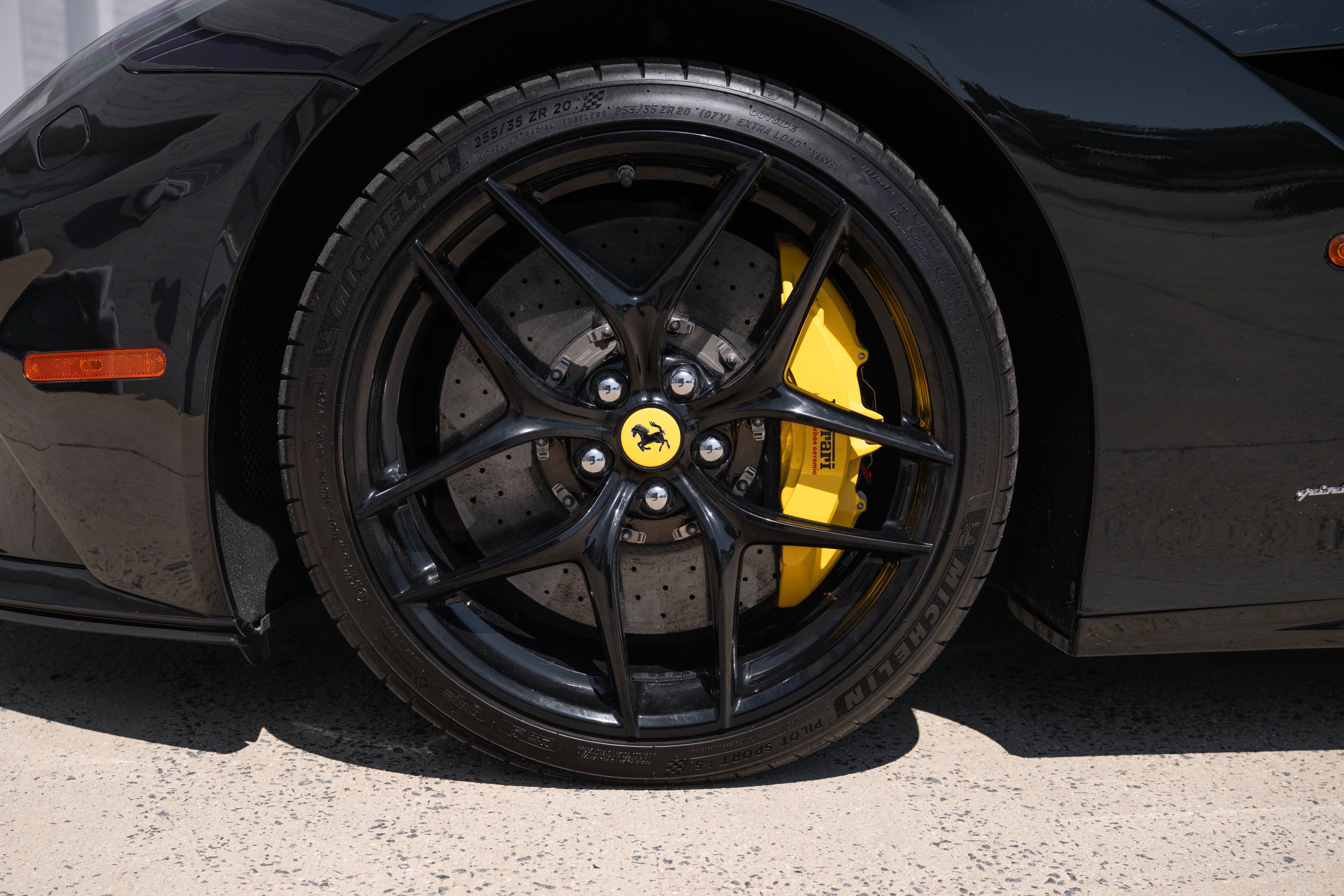 Used 2013 Nero Ferrari Berlinetta image 17