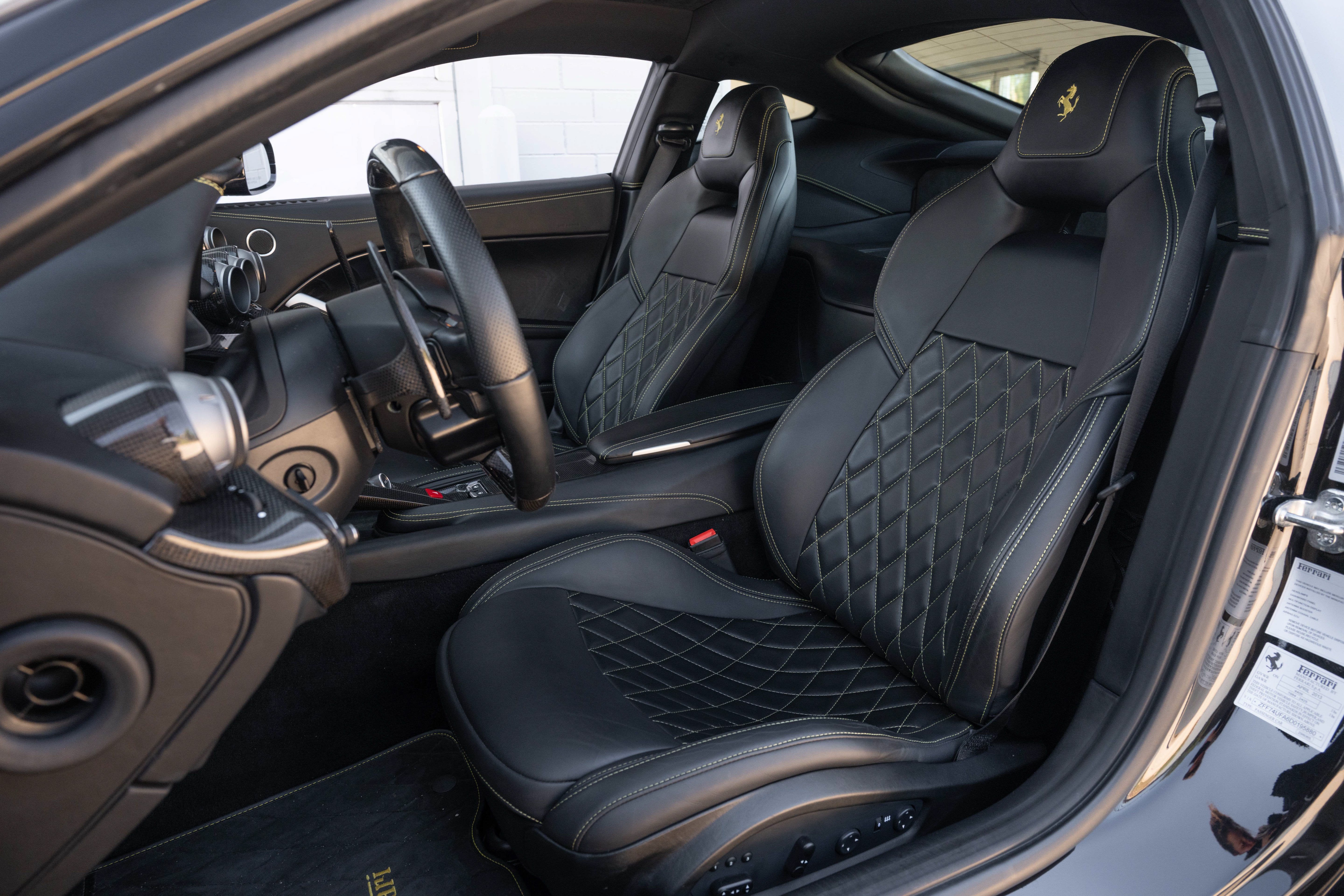 Used 2013 Nero Ferrari Berlinetta image 31