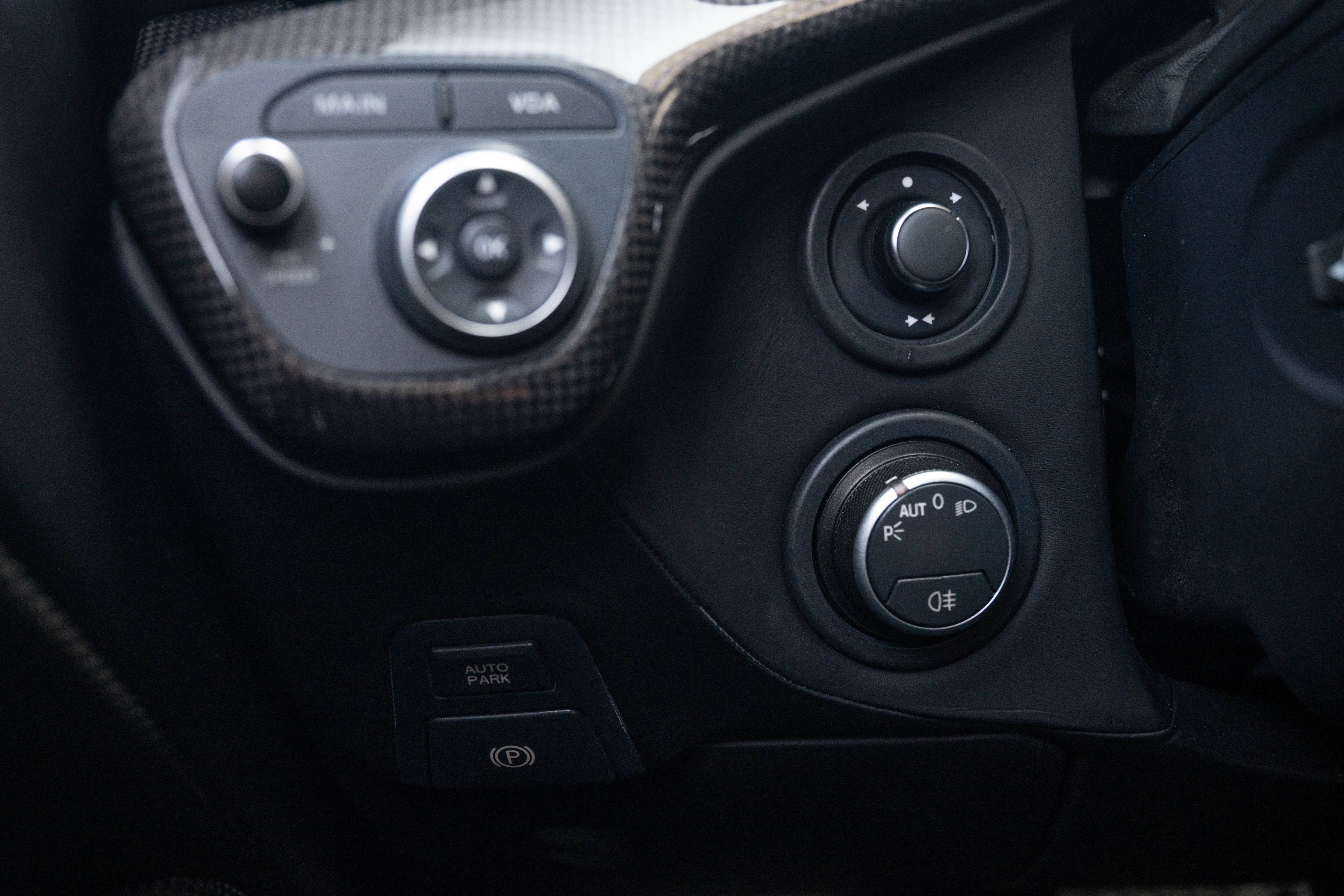 Used 2013 Nero Ferrari Berlinetta image 35