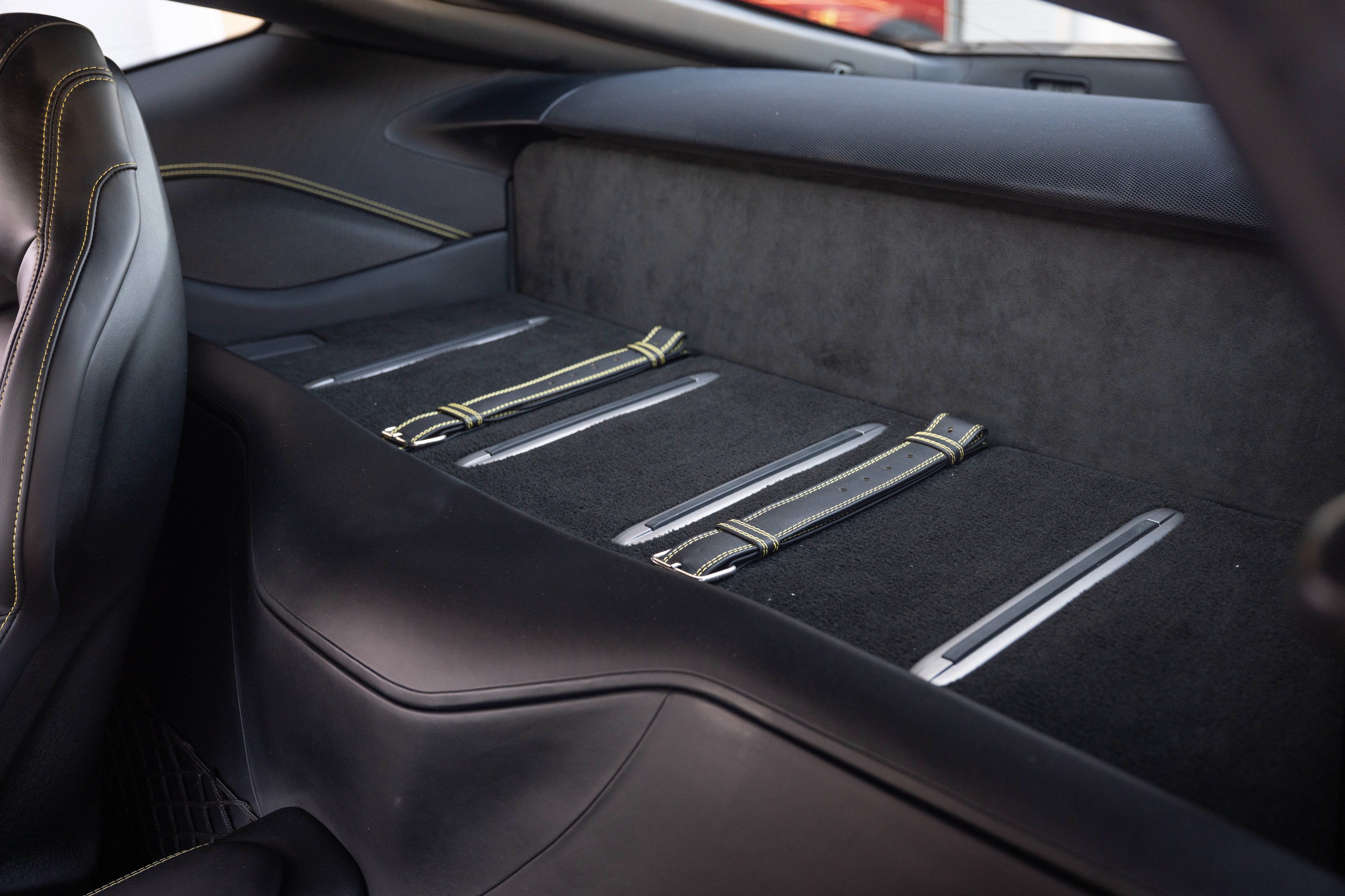 Used 2013 Nero Ferrari Berlinetta image 53