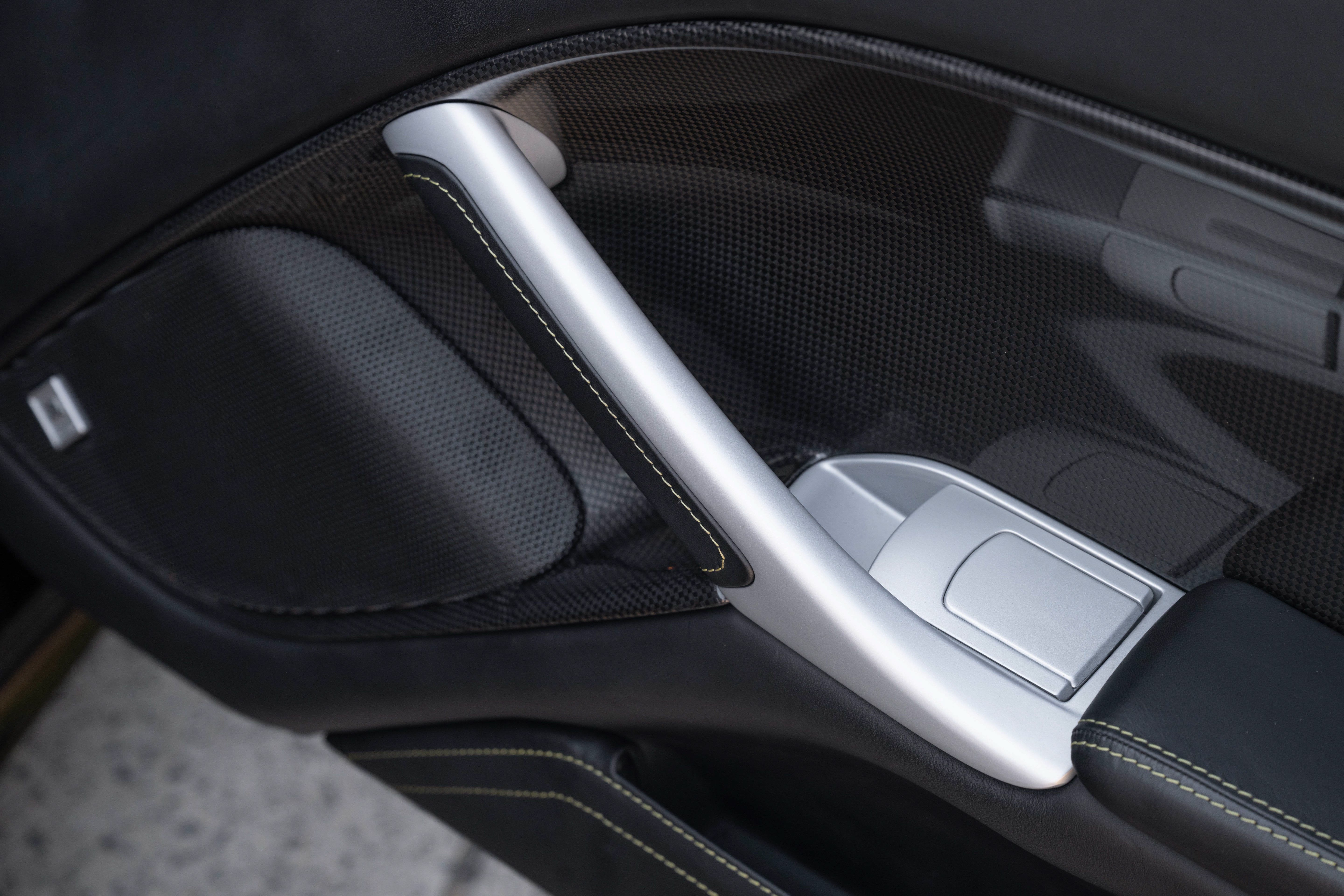 Used 2013 Nero Ferrari Berlinetta image 55