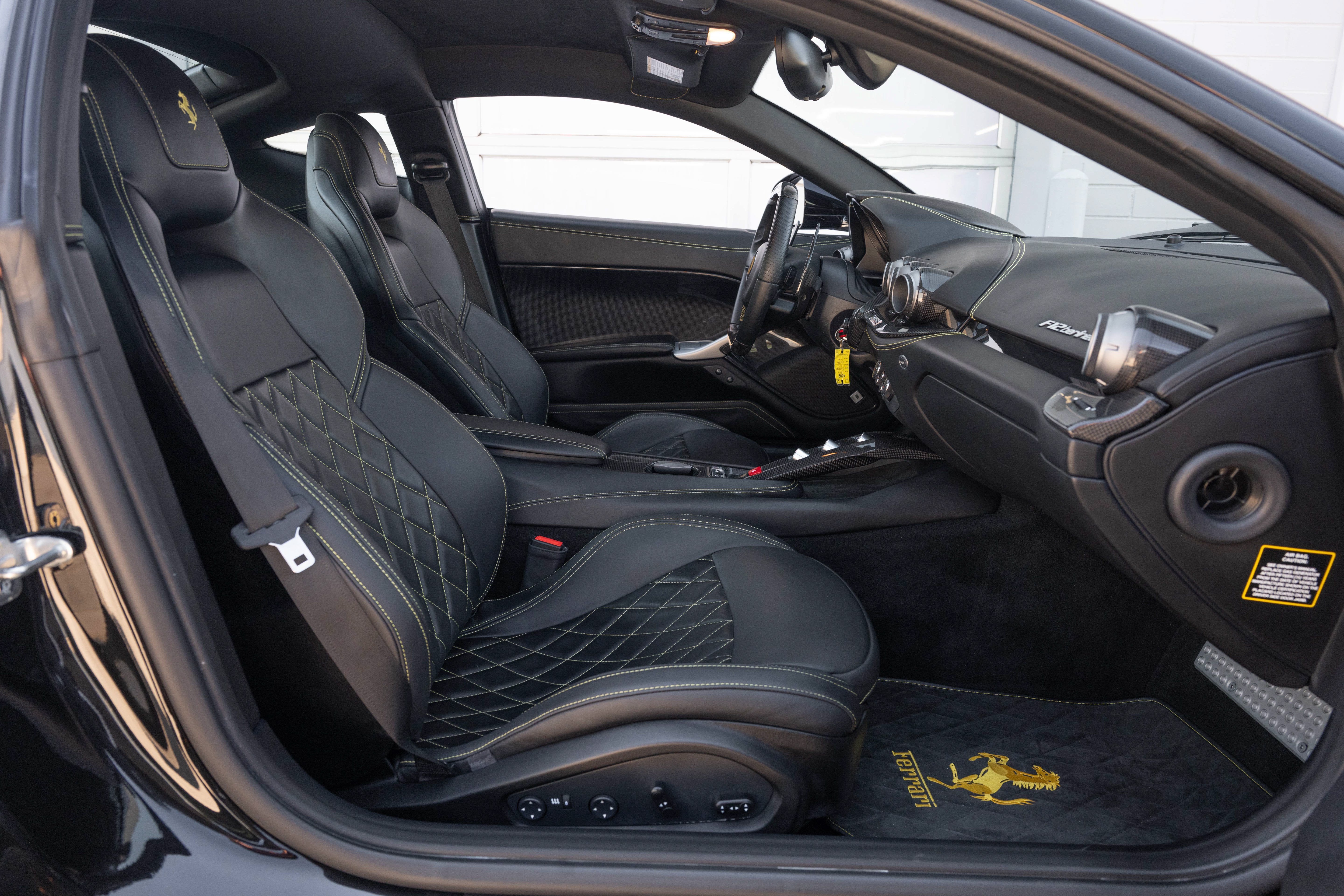 Used 2013 Nero Ferrari Berlinetta image 57