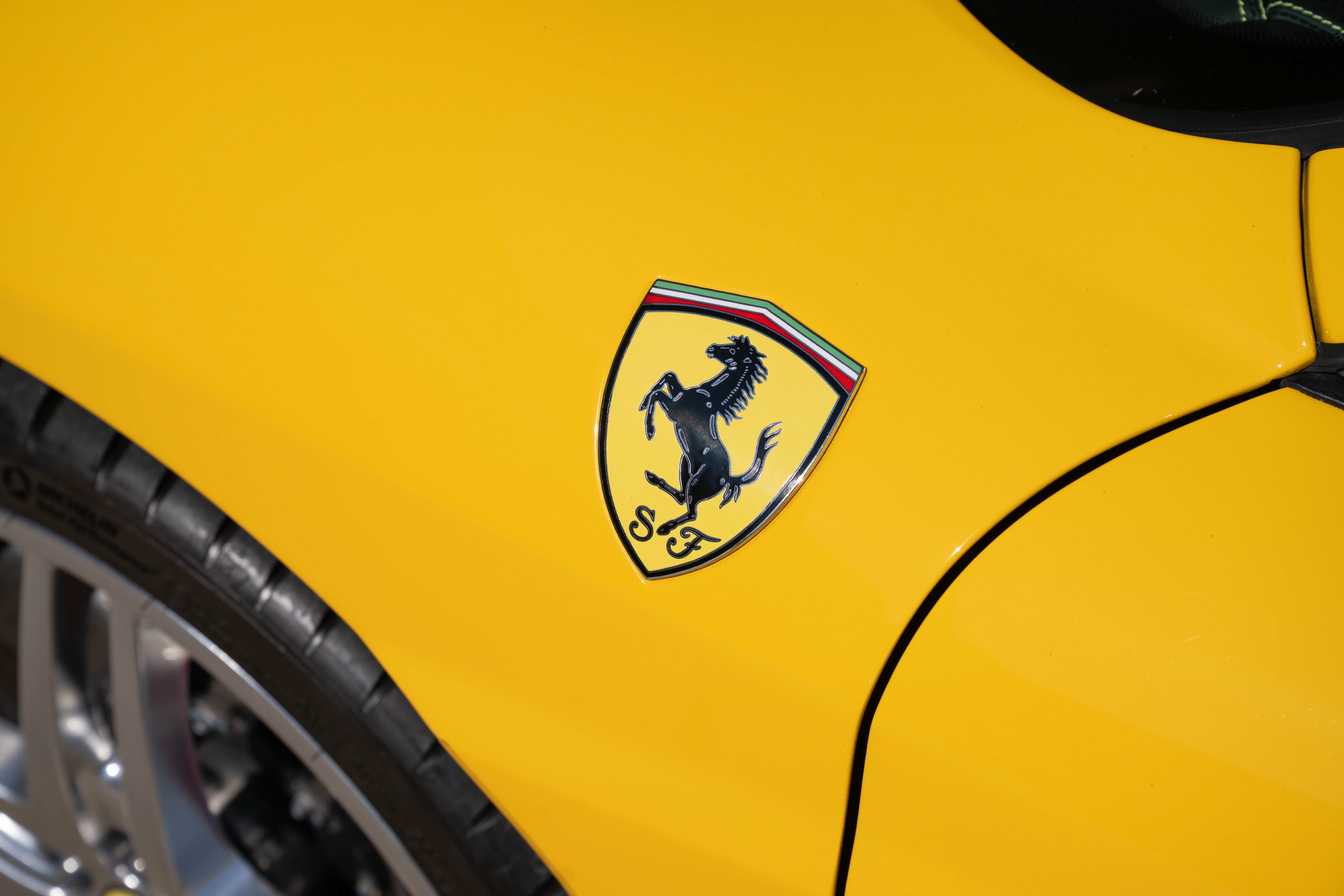 Used 2007 Giallo Modena Ferrari  image 16