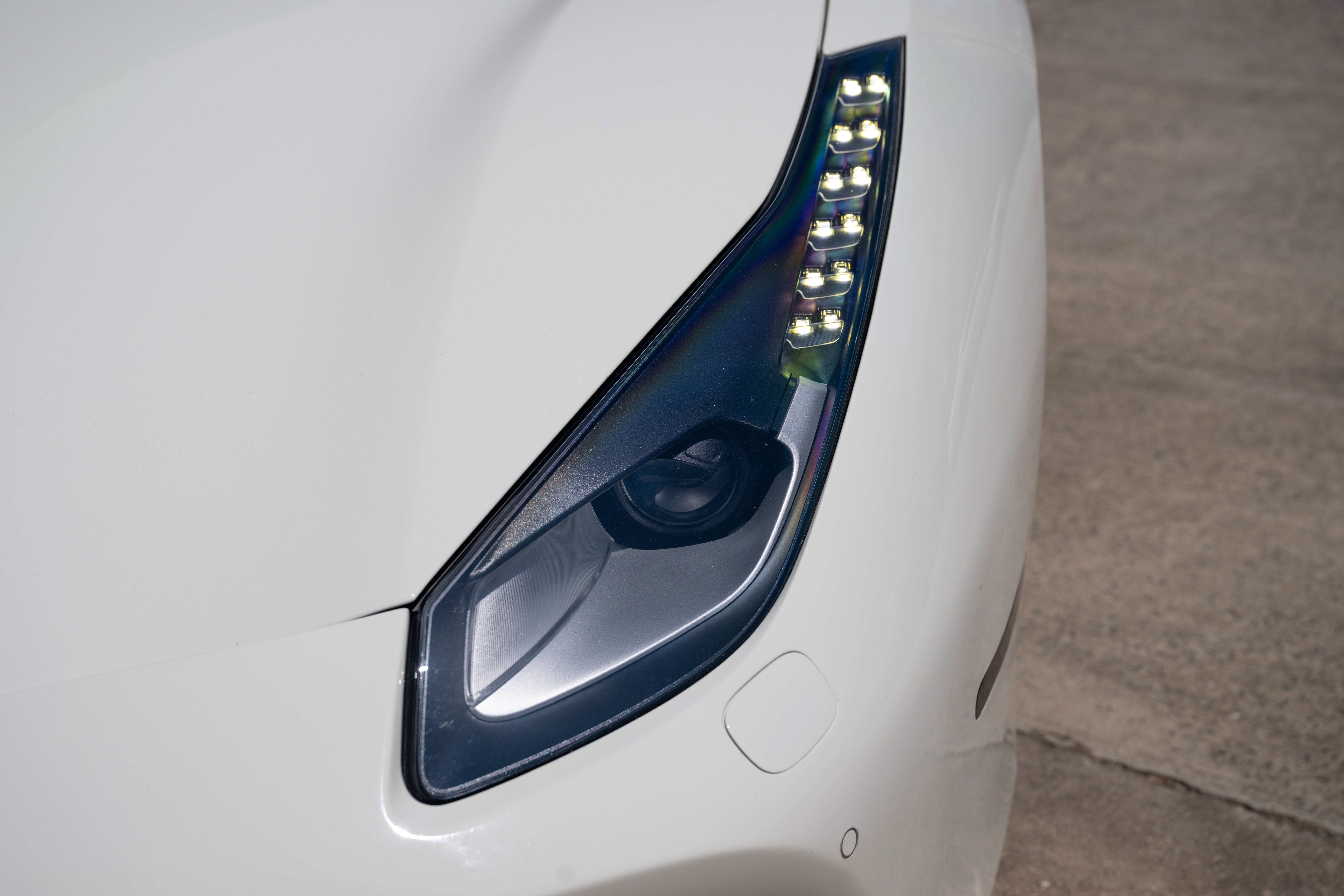 Used 2018 Bianco Avus Ferrari Base image 14
