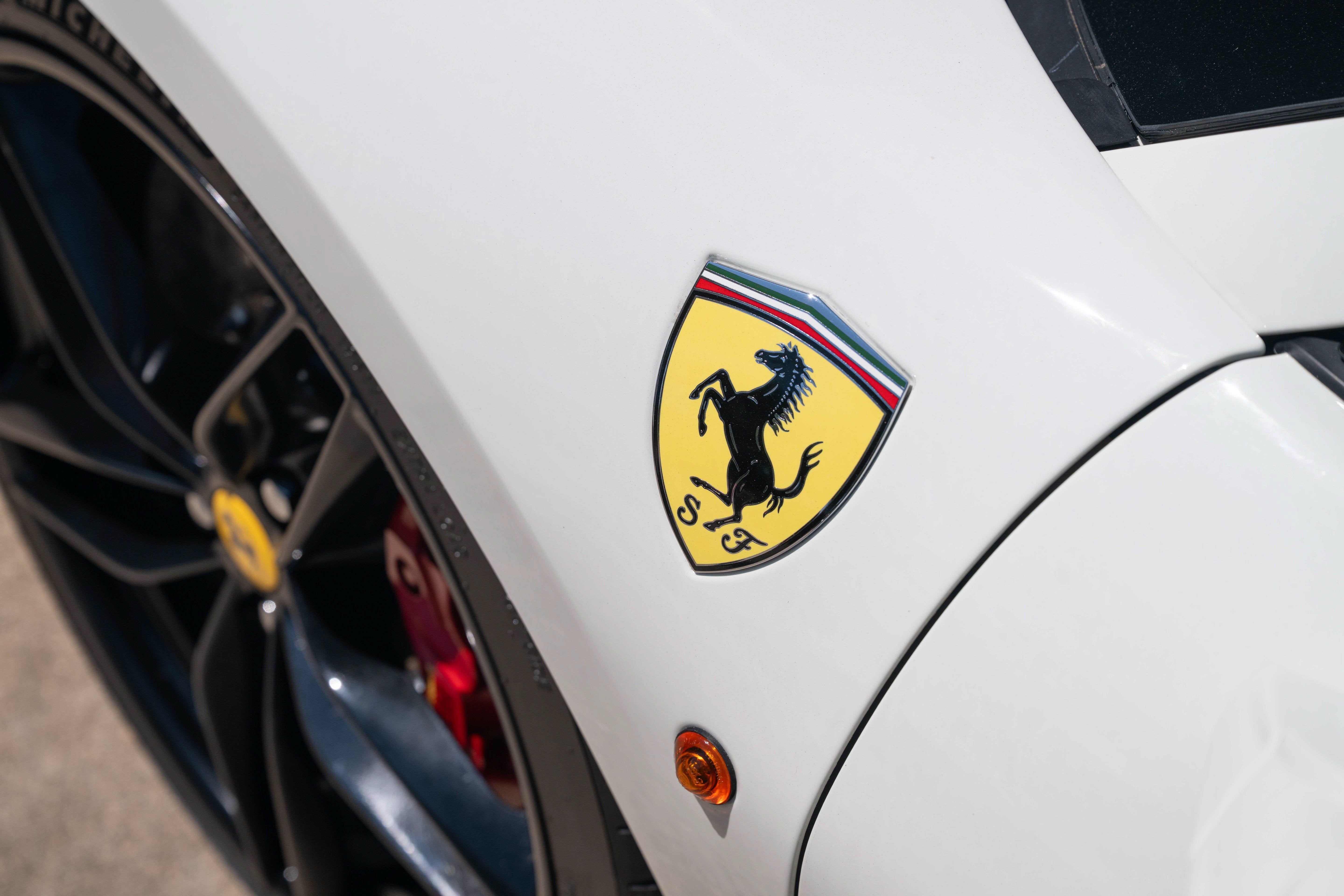 Used 2018 Bianco Avus Ferrari Base image 16