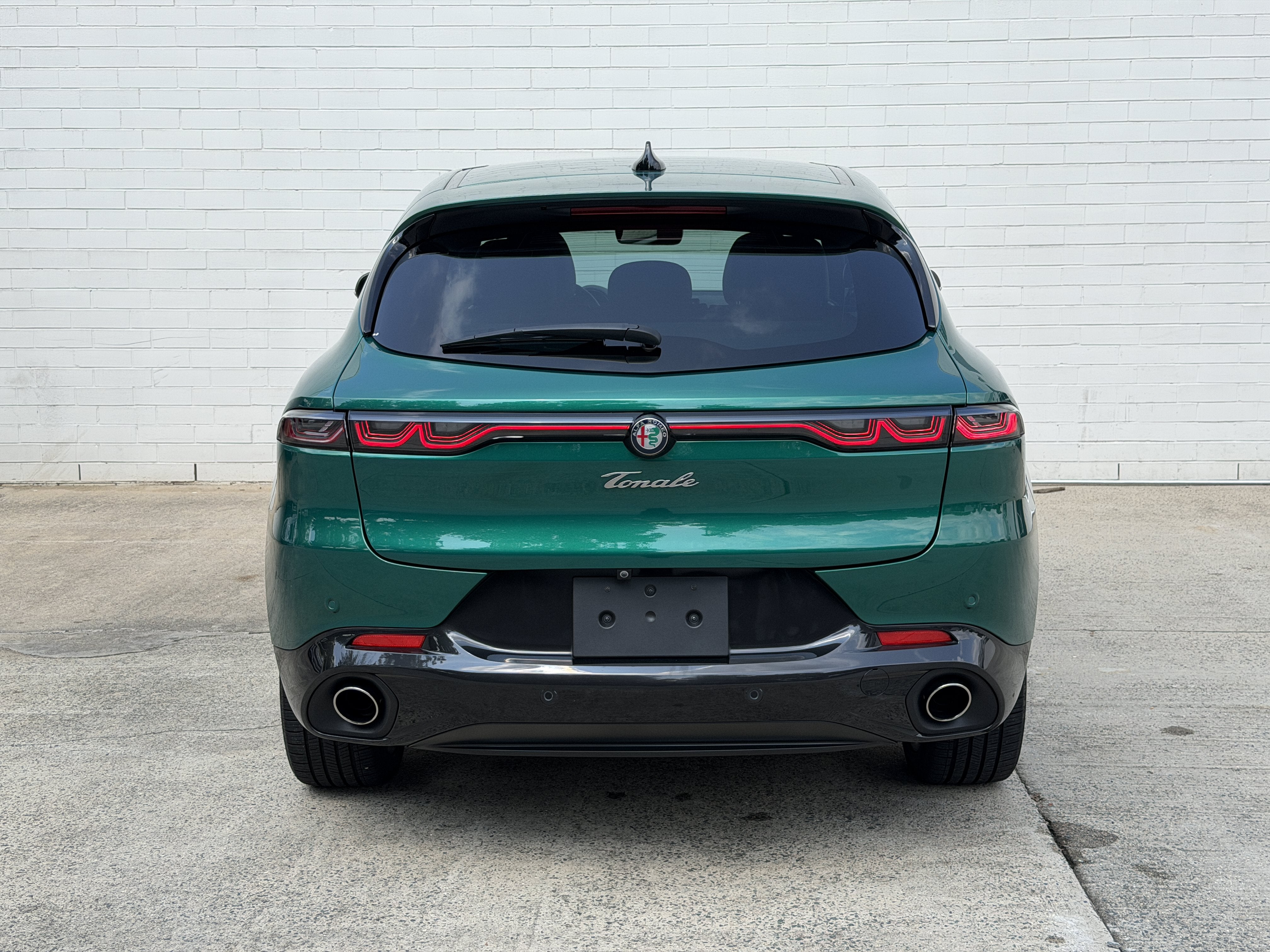 Used 2024 Verde Fangio Tri-Coat Alfa Romeo Veloce image 4