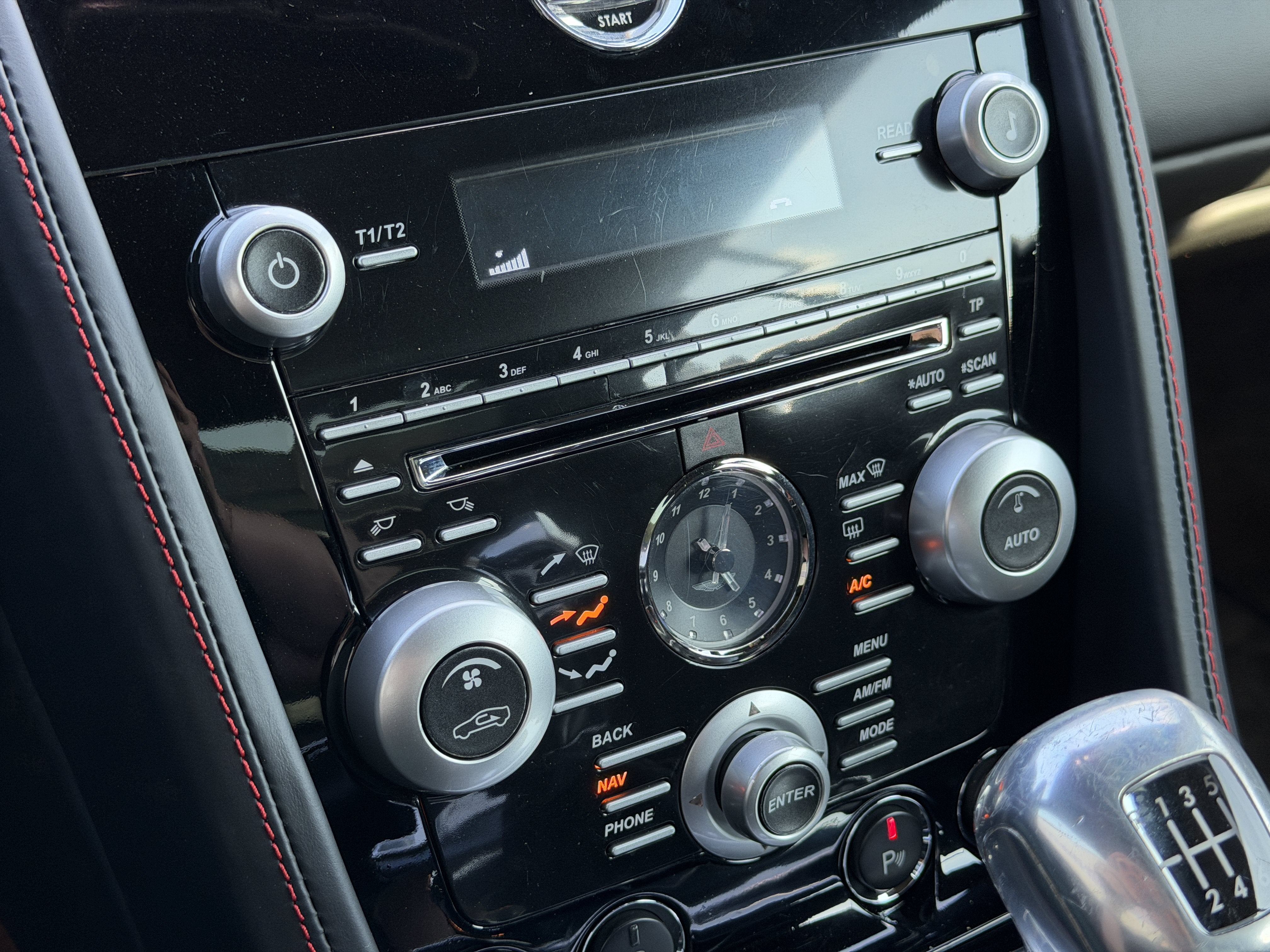 Used 2009 Storm Black Aston Martin  image 28