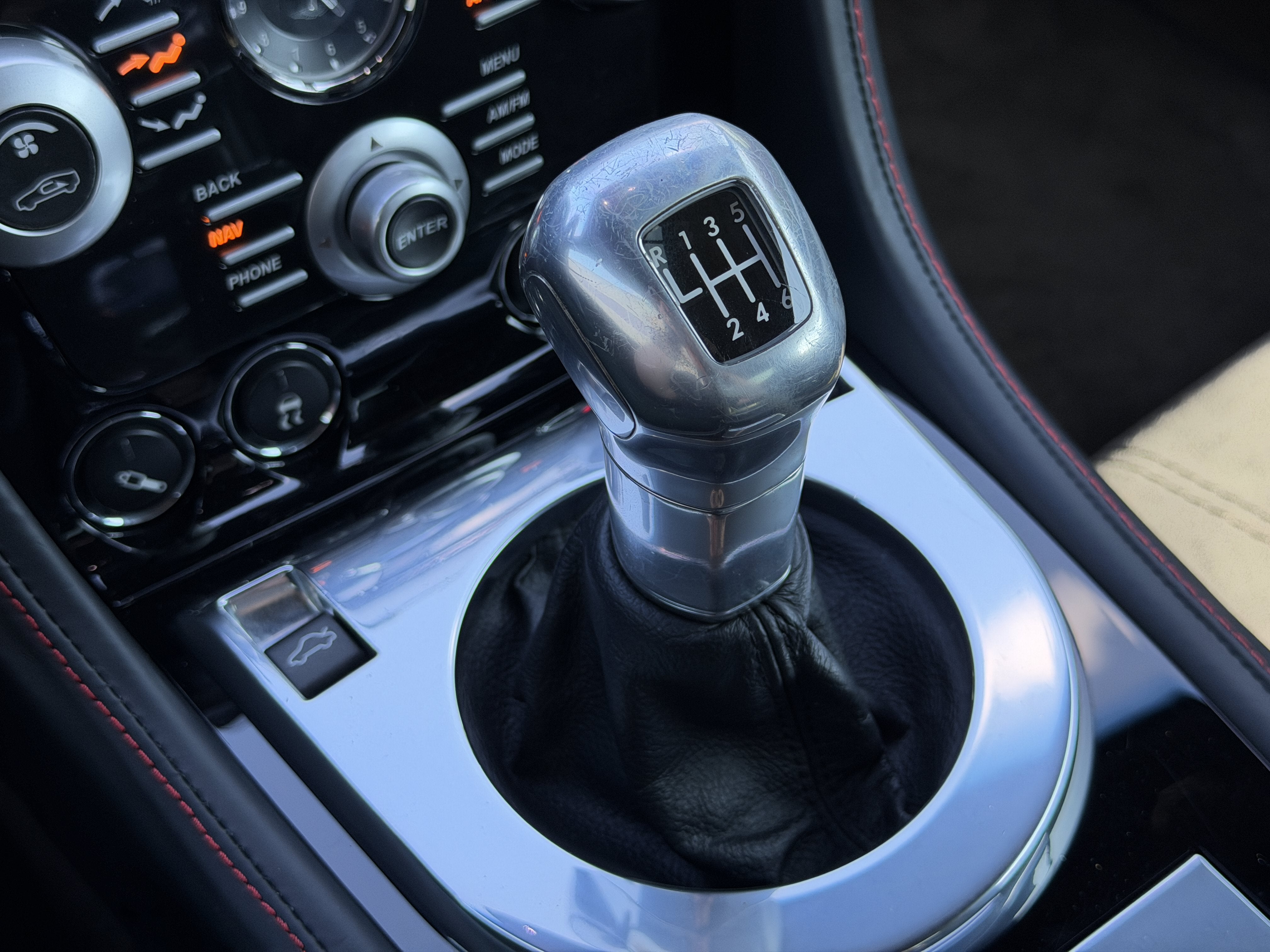Used 2009 Storm Black Aston Martin  image 30