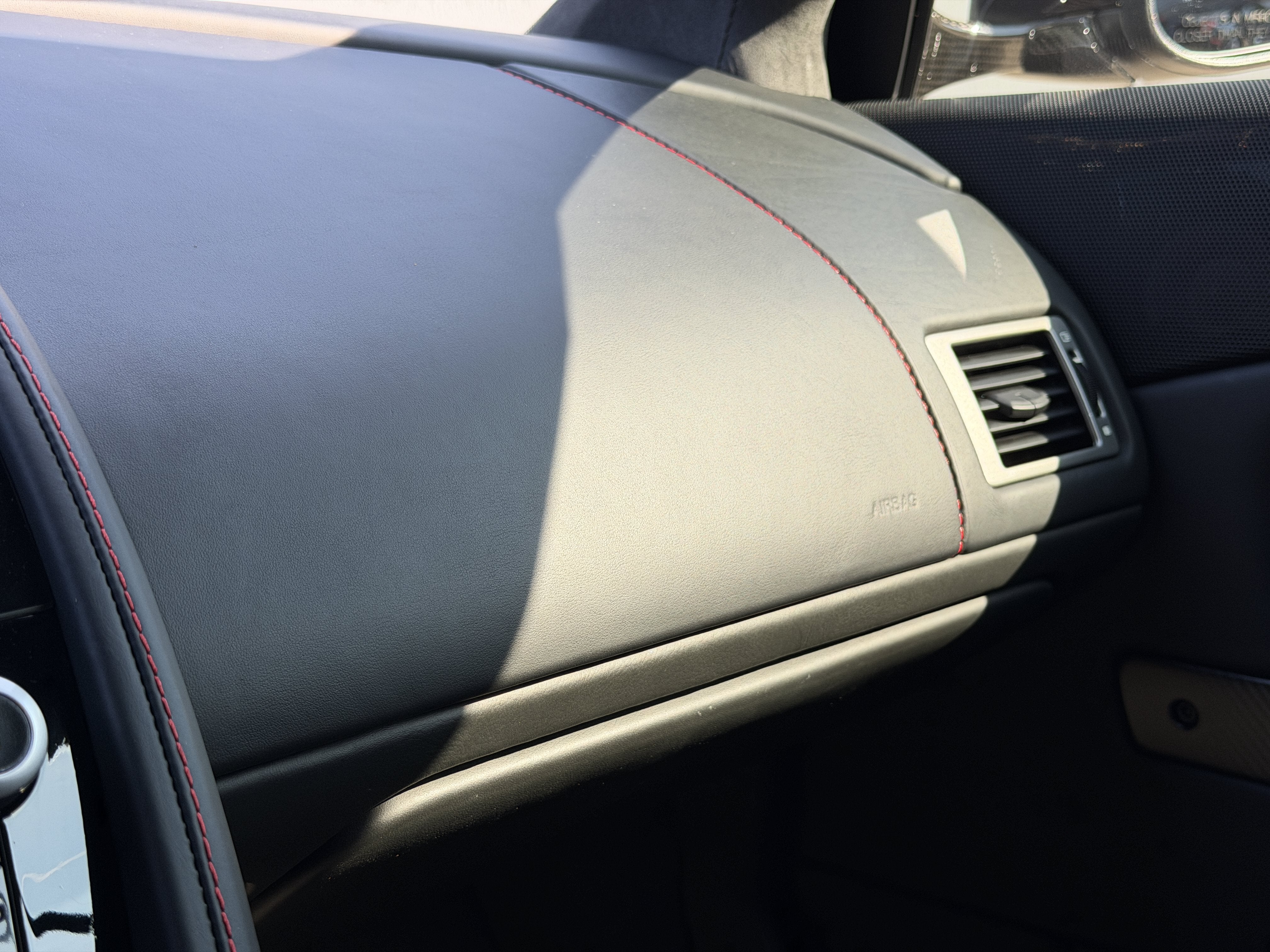 Used 2009 Storm Black Aston Martin  image 32