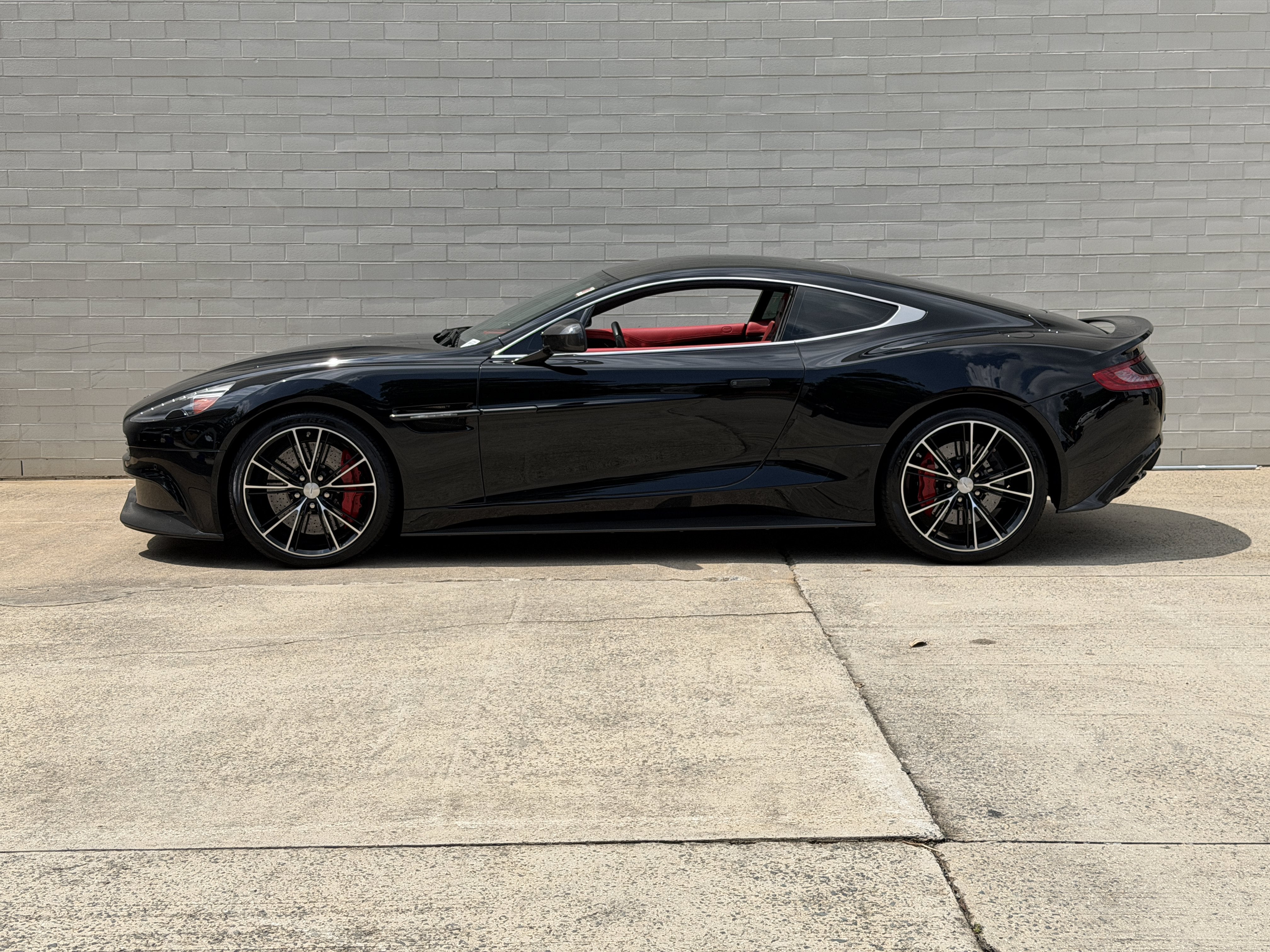 Used 2014 Jet Black Aston Martin V12 image 16