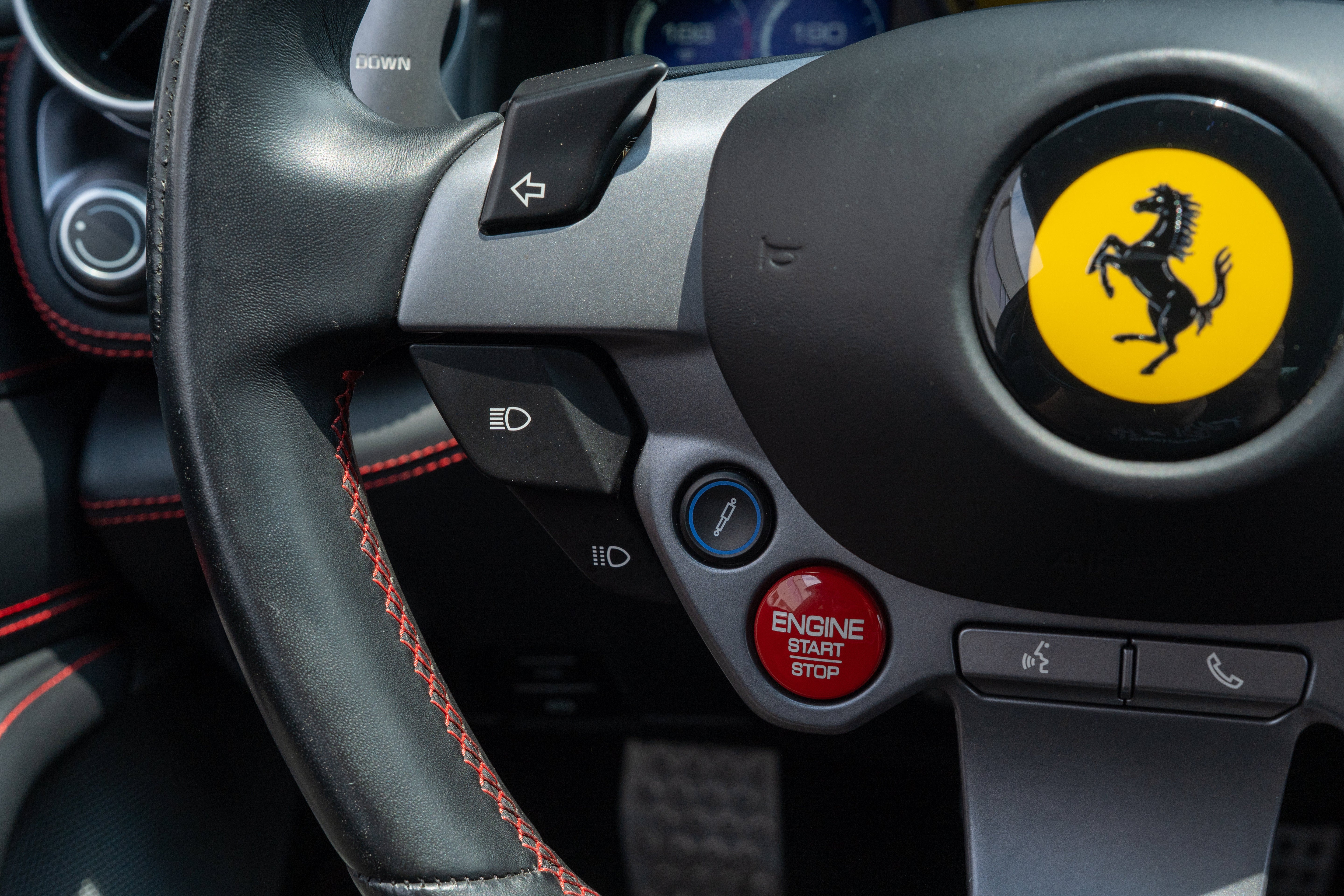 Certified Used 2020 Nero Ferrari T image 33