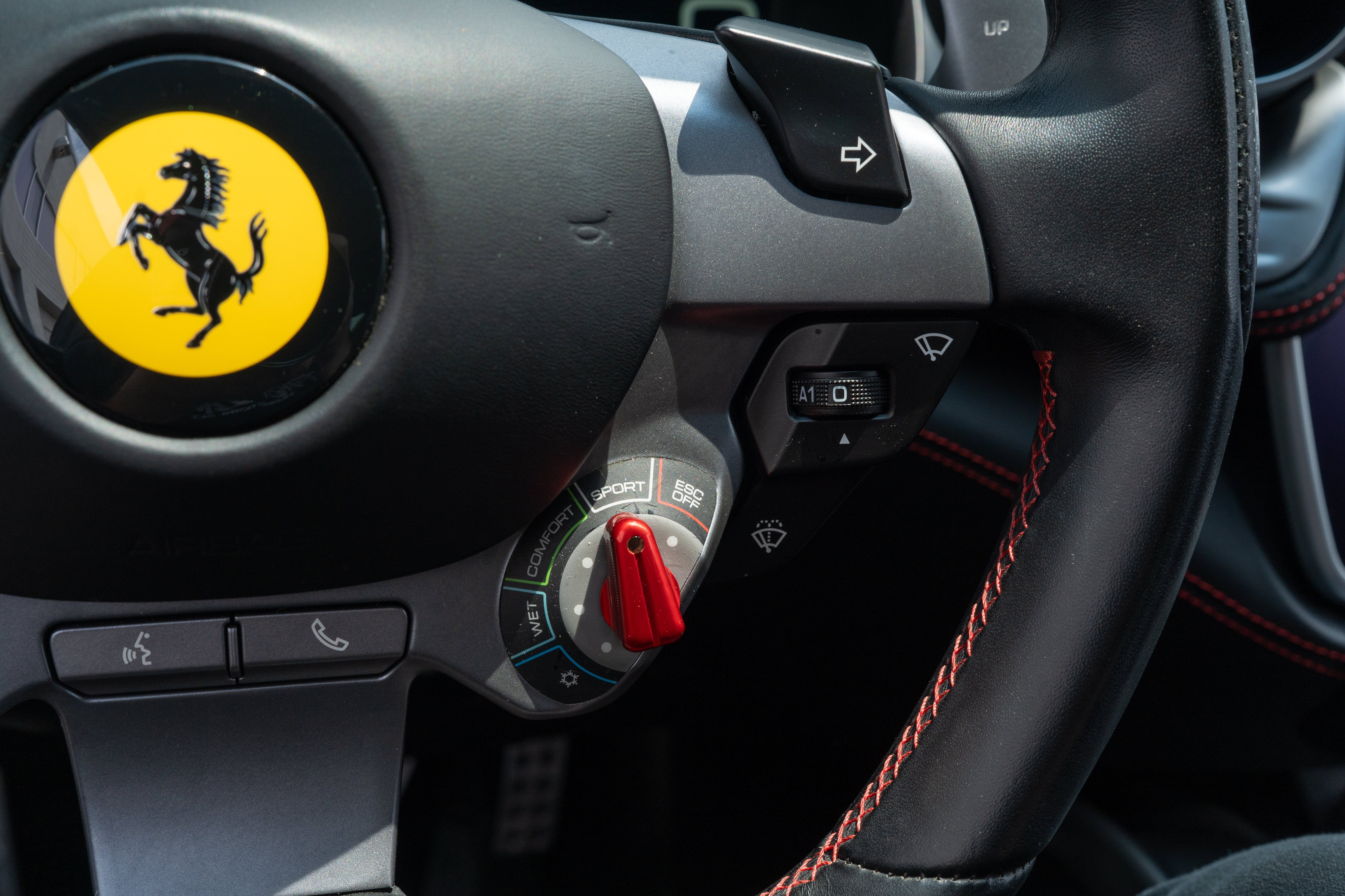 Certified Used 2020 Nero Ferrari T image 34