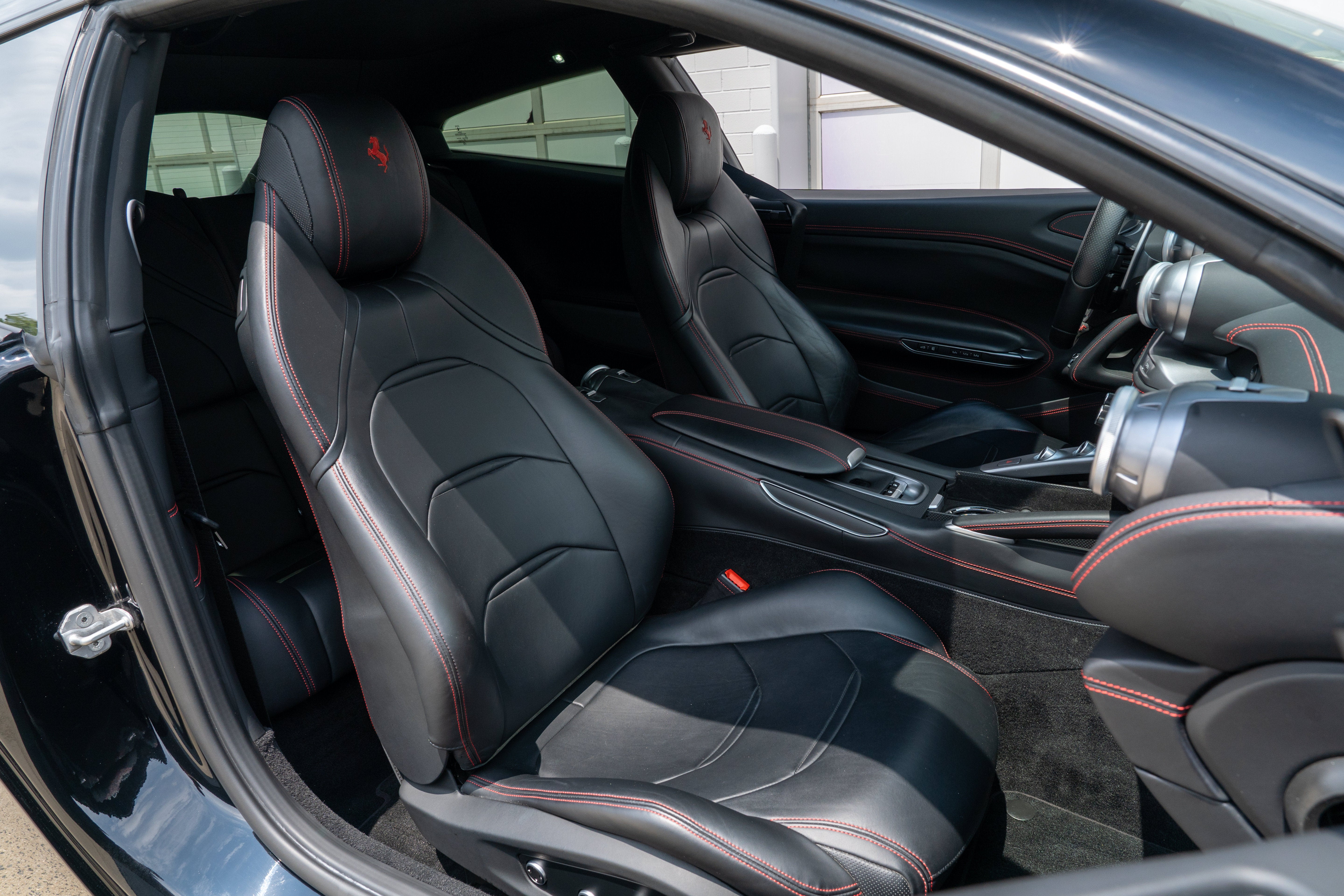 Certified Used 2020 Nero Ferrari T image 46