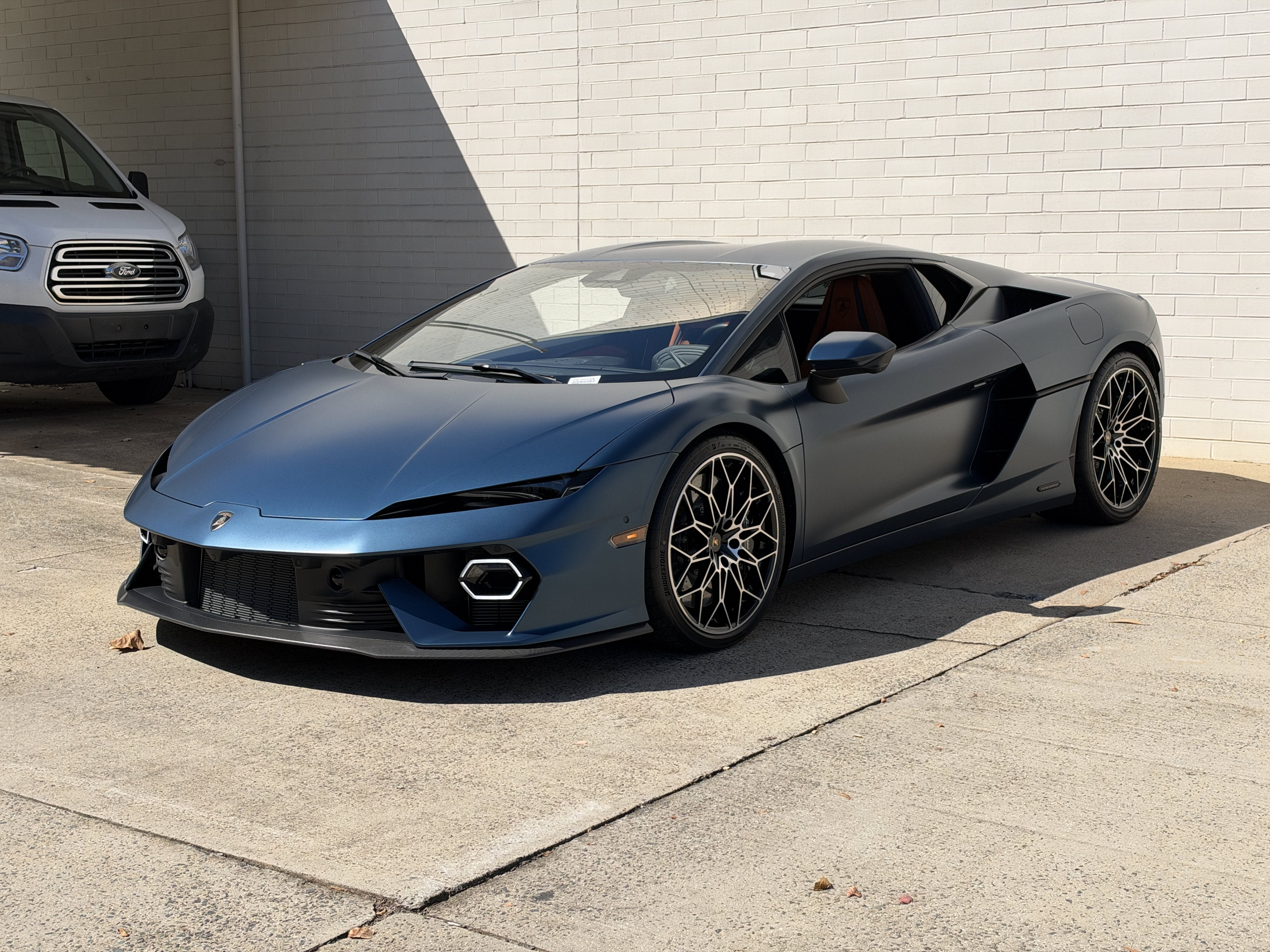Used 2026 Blu Marinus Matt Lamborghini  image 7