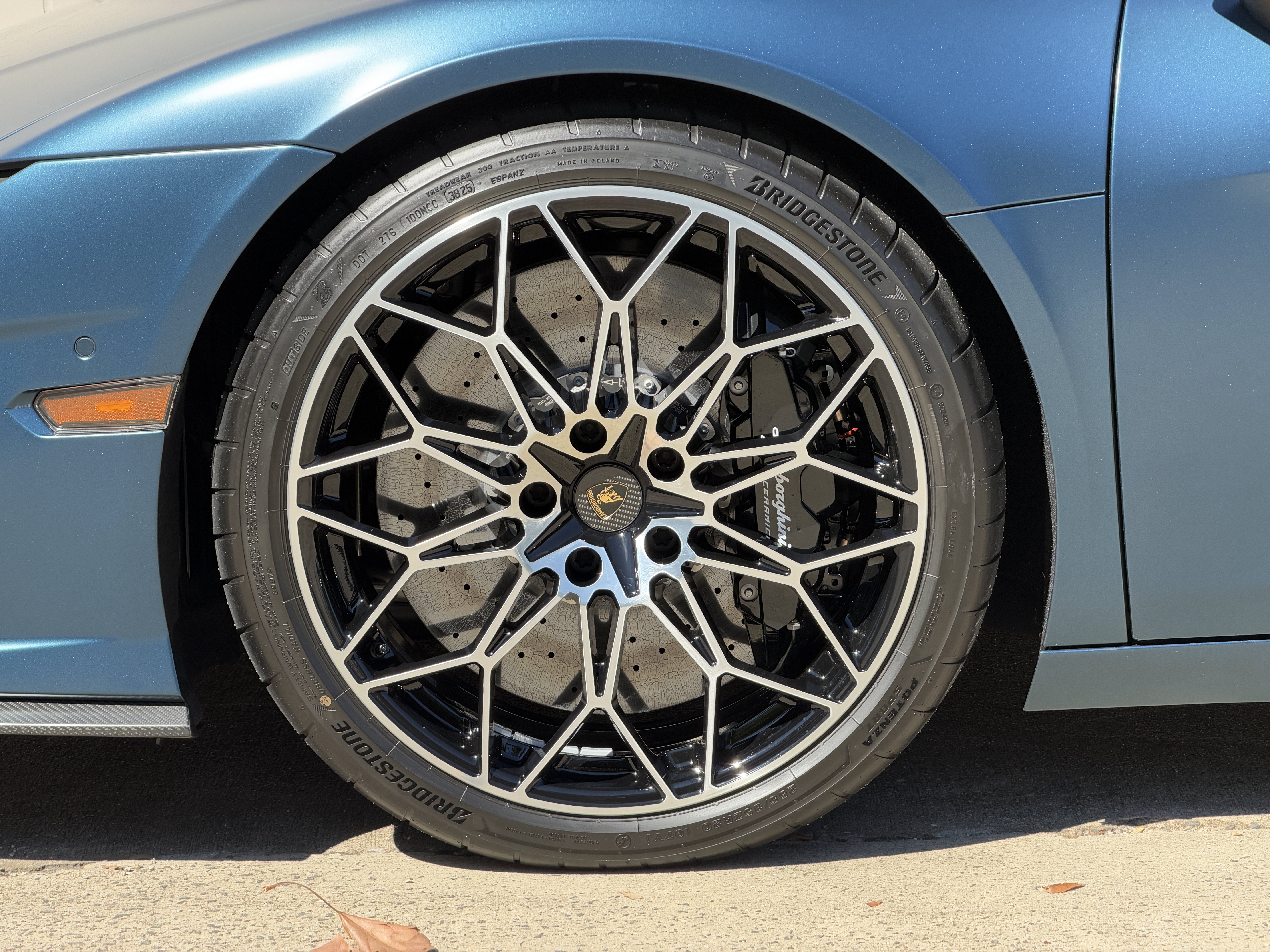Used 2026 Blu Marinus Matt Lamborghini  image 12