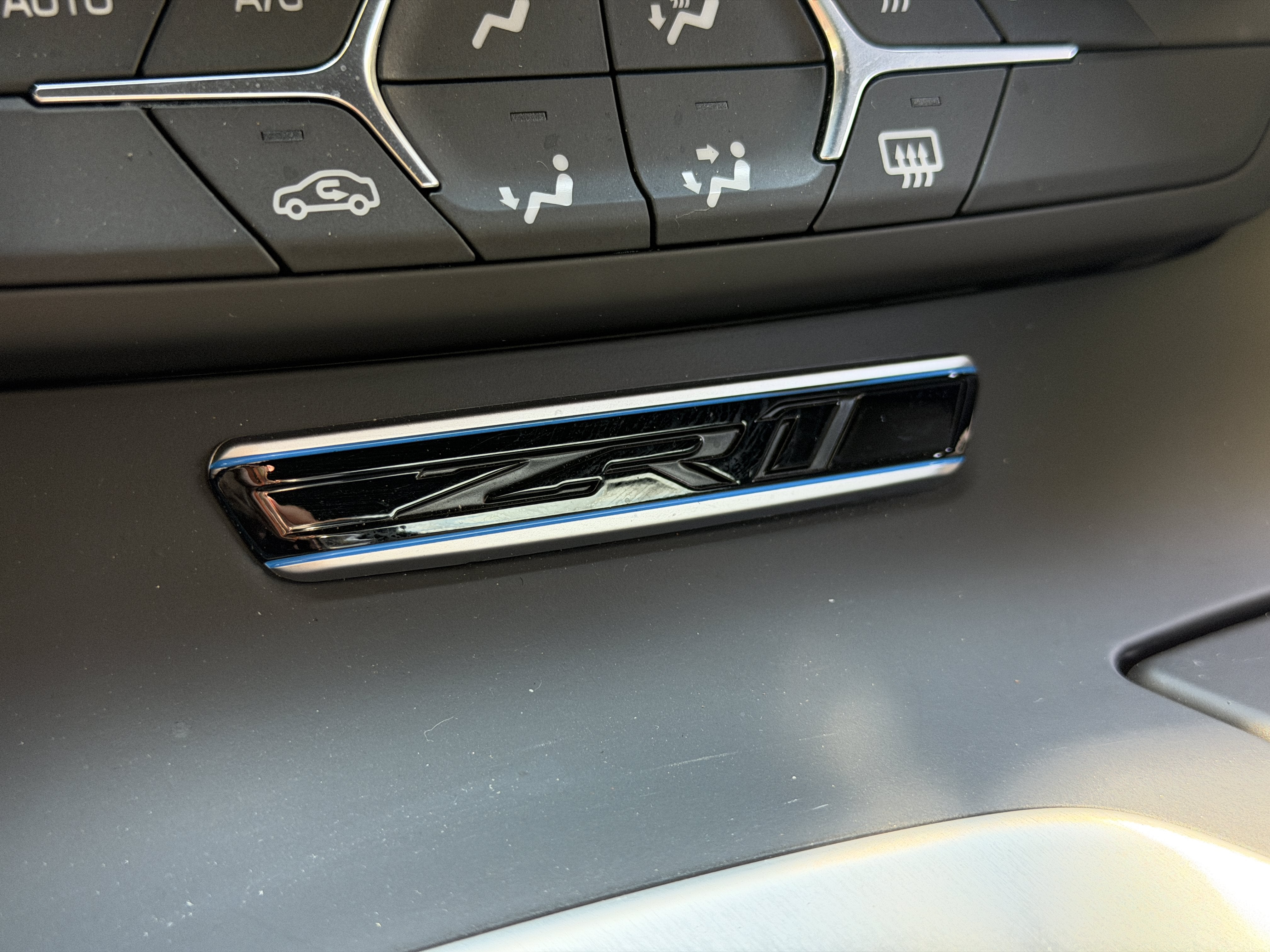 Used 2019 Ceramic Matrix Gray Metallic Chevrolet ZR1 1ZR image 33