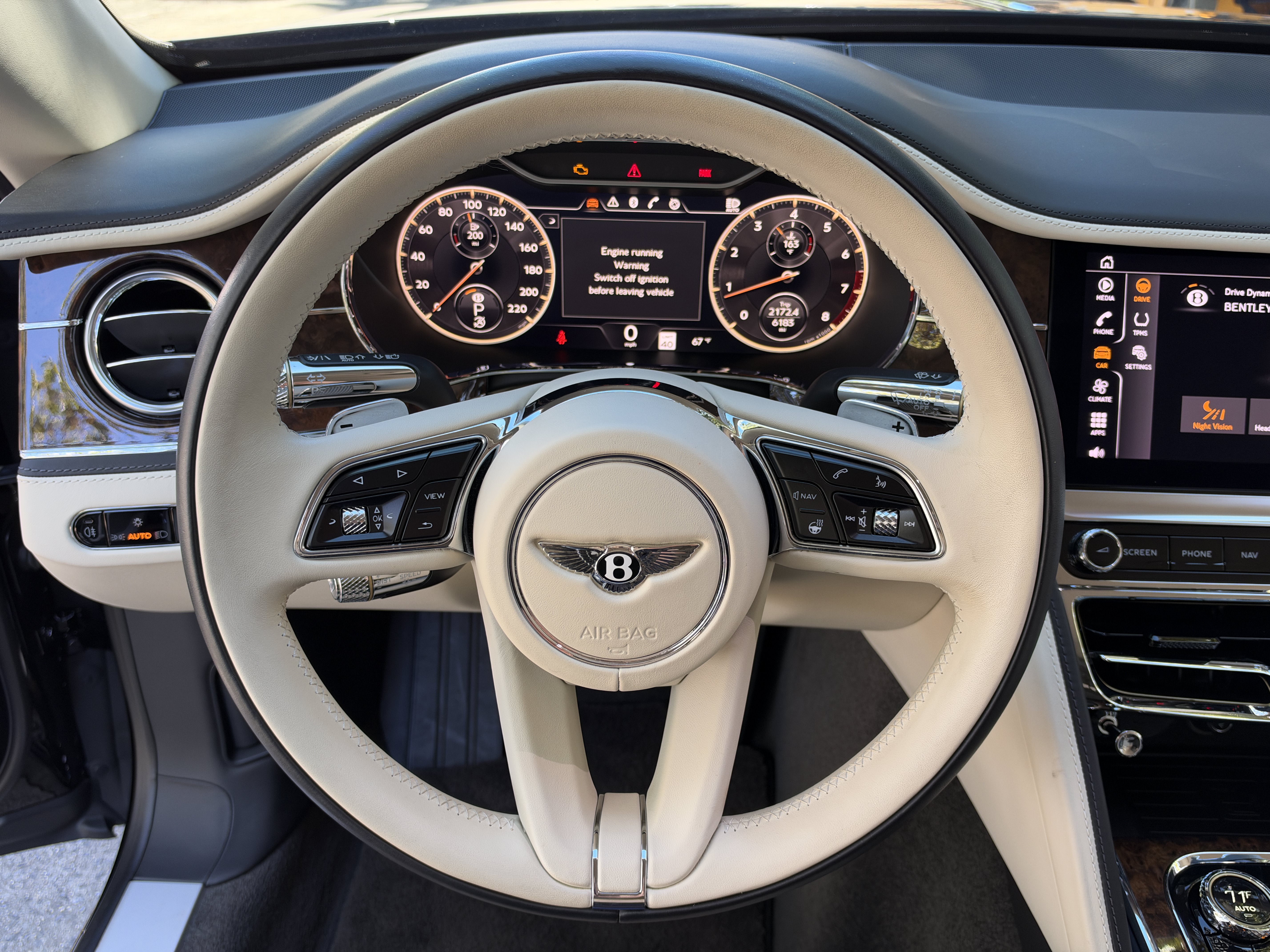 Used 2023 Beluga Bentley V8 image 18