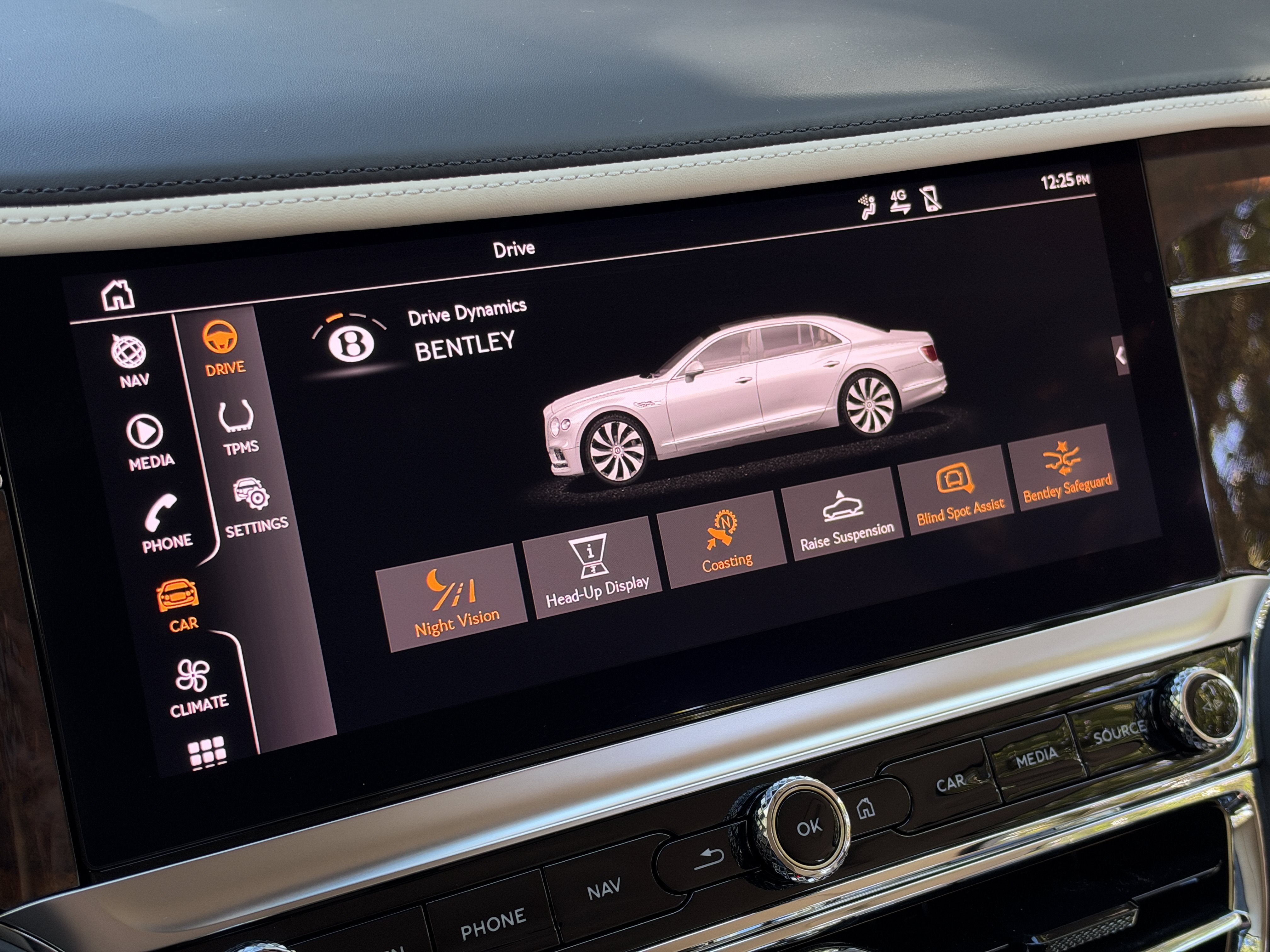 Used 2023 Beluga Bentley V8 image 24